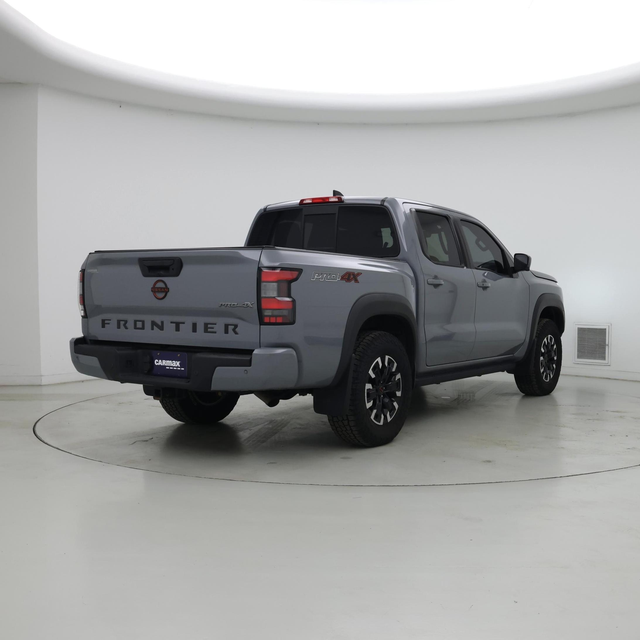 Thumbnail: 2022 Nissan Frontier - 8