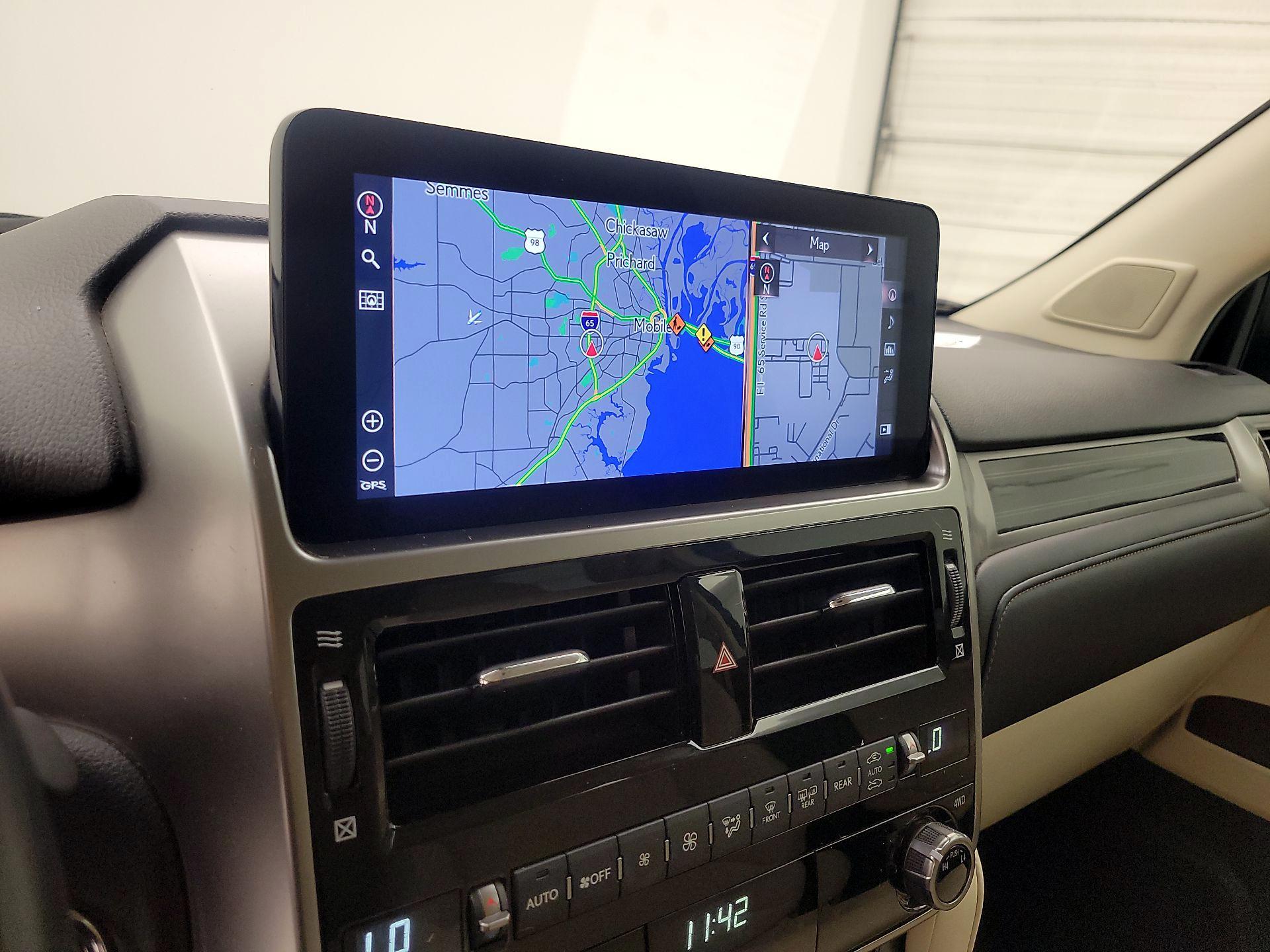 Thumbnail: 2023 Lexus GX - 14