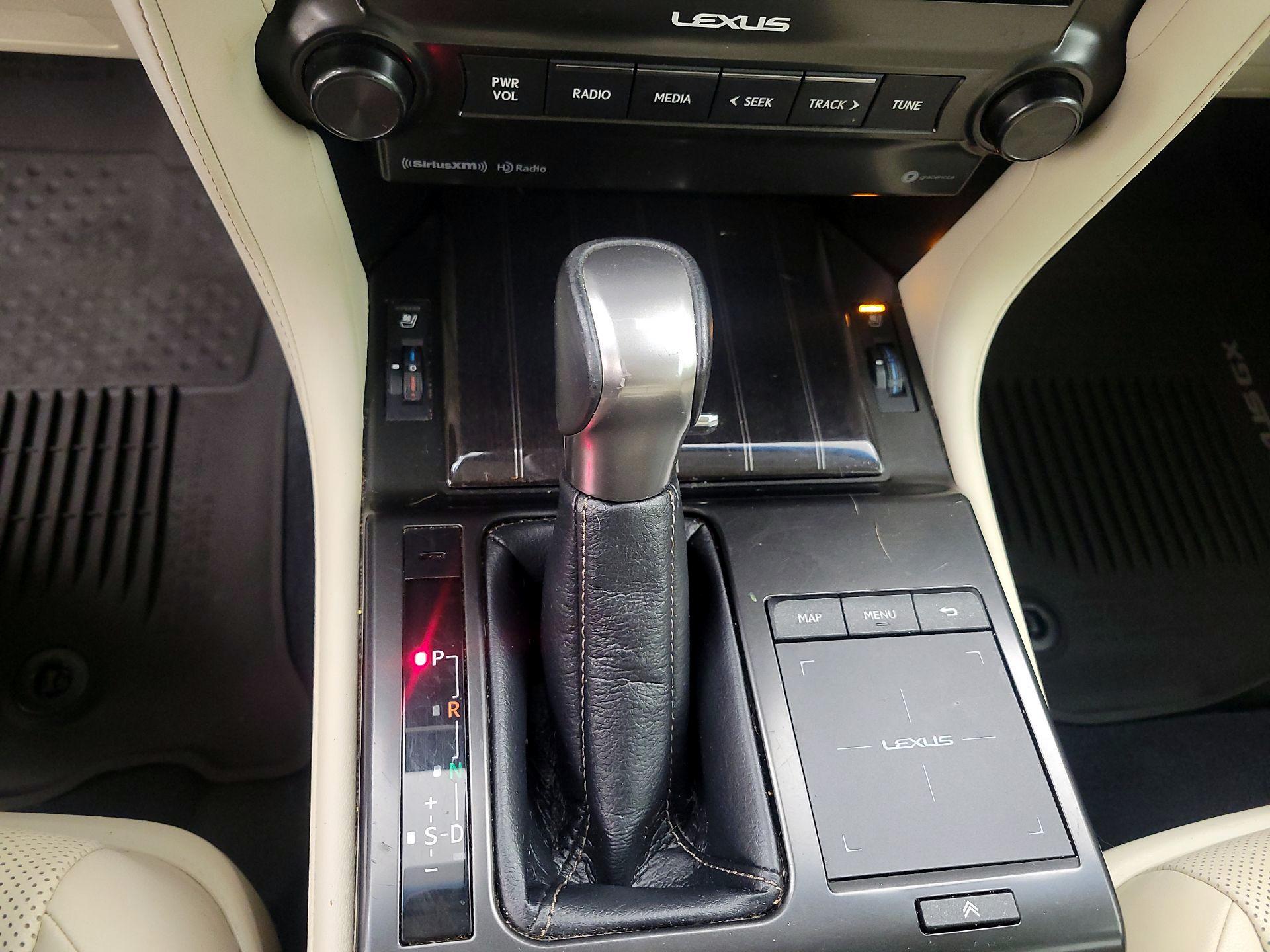 Thumbnail: 2023 Lexus GX - 18