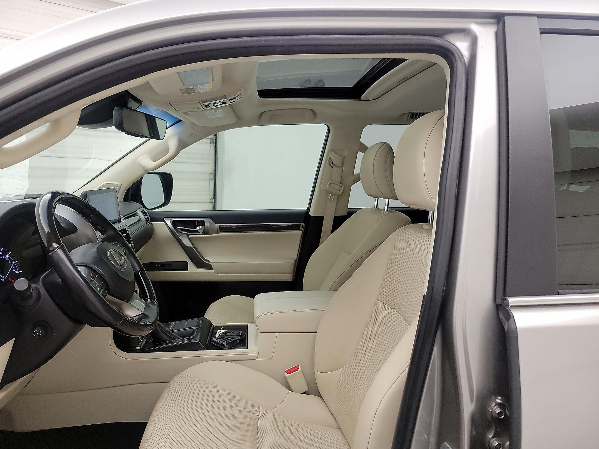 Thumbnail: 2023 Lexus GX - 20