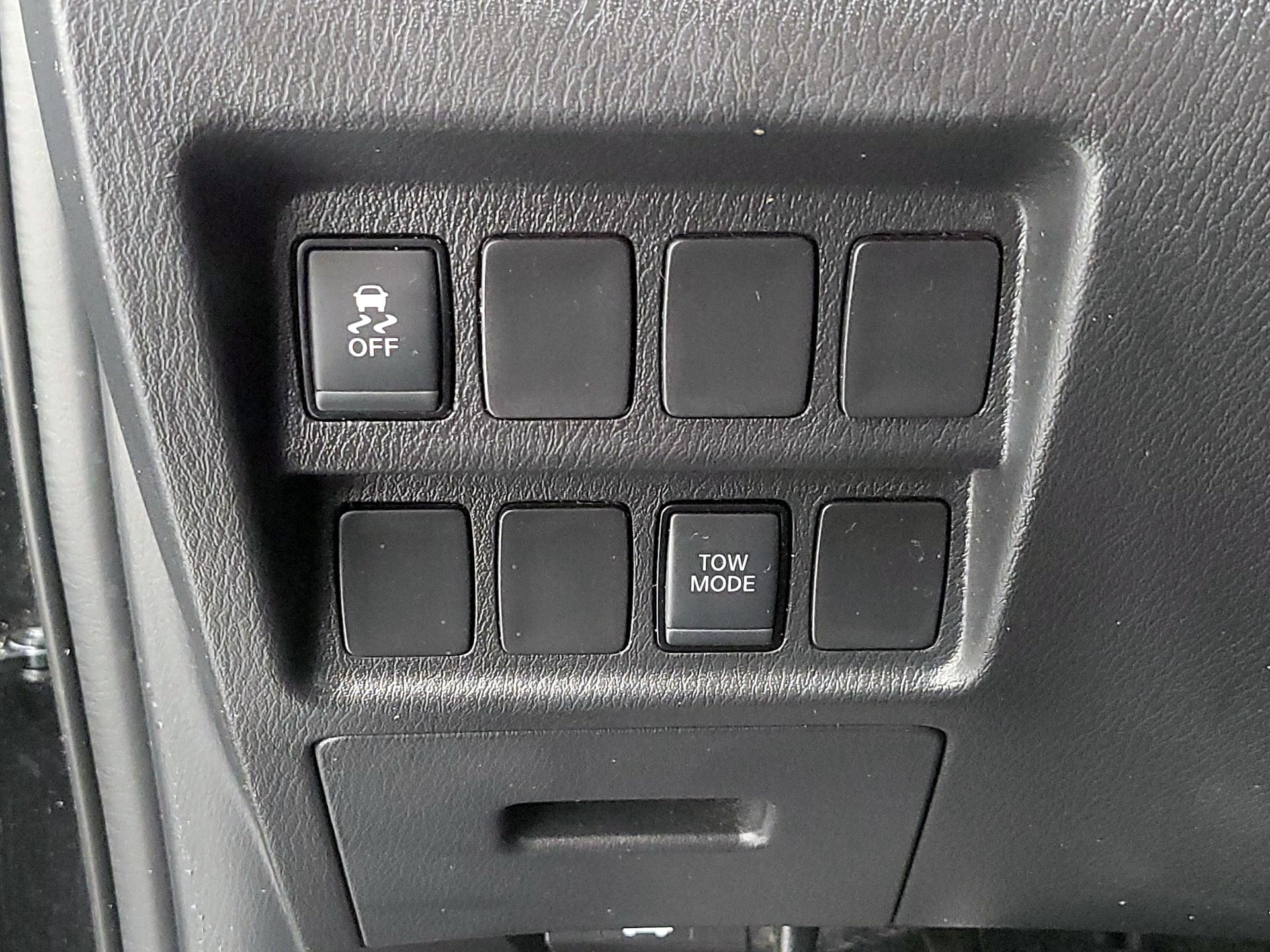 Thumbnail: 2019 Nissan Pathfinder - 13