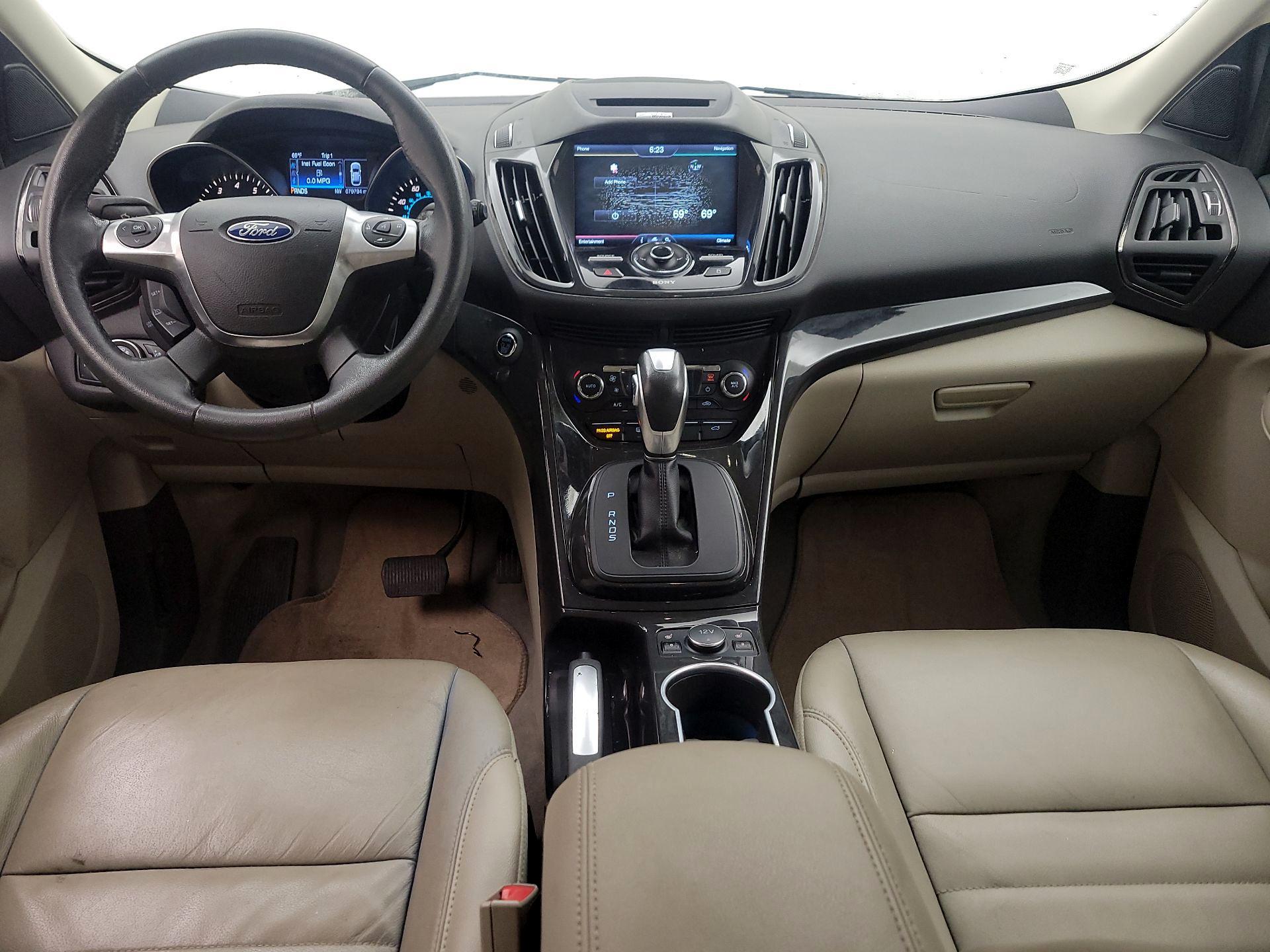 Thumbnail: 2015 Ford Escape - 9