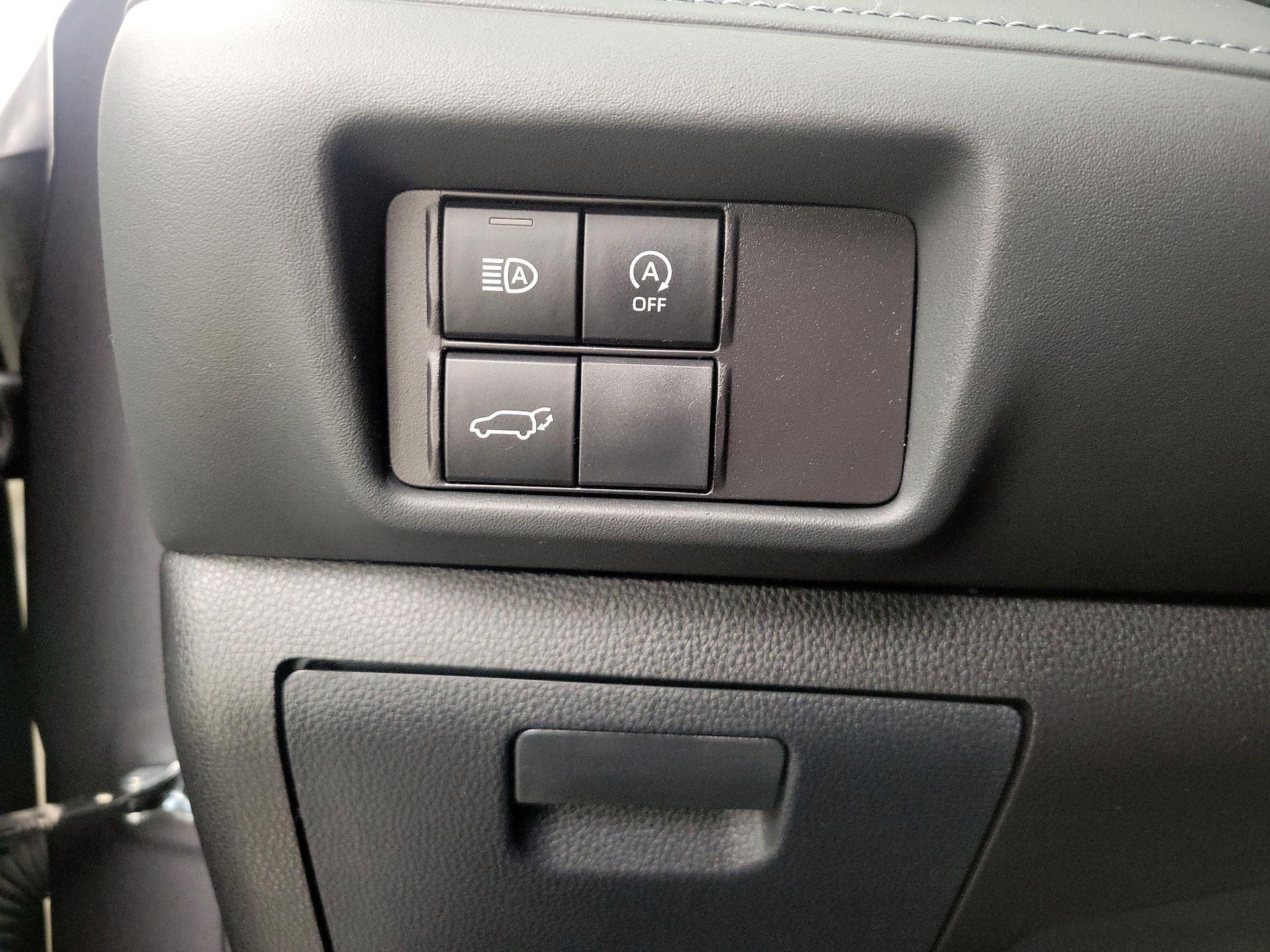 Thumbnail: 2024 Toyota Highlander - 13