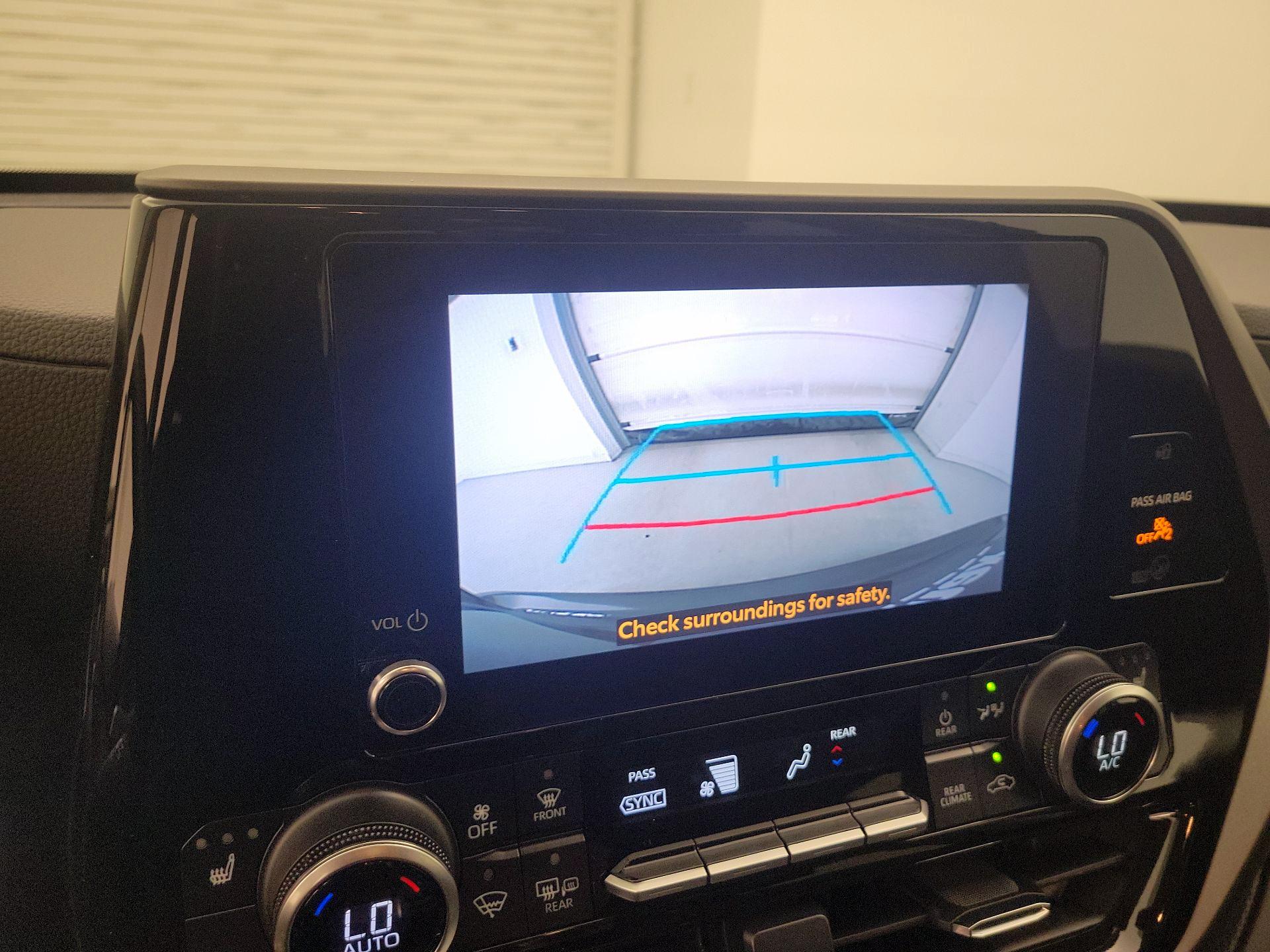 Thumbnail: 2024 Toyota Highlander - 14