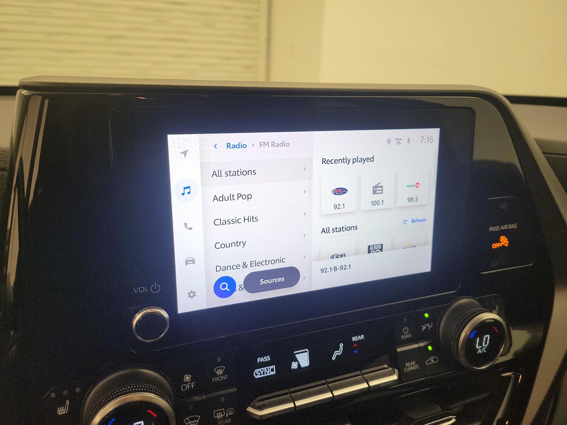 Thumbnail: 2024 Toyota Highlander - 15