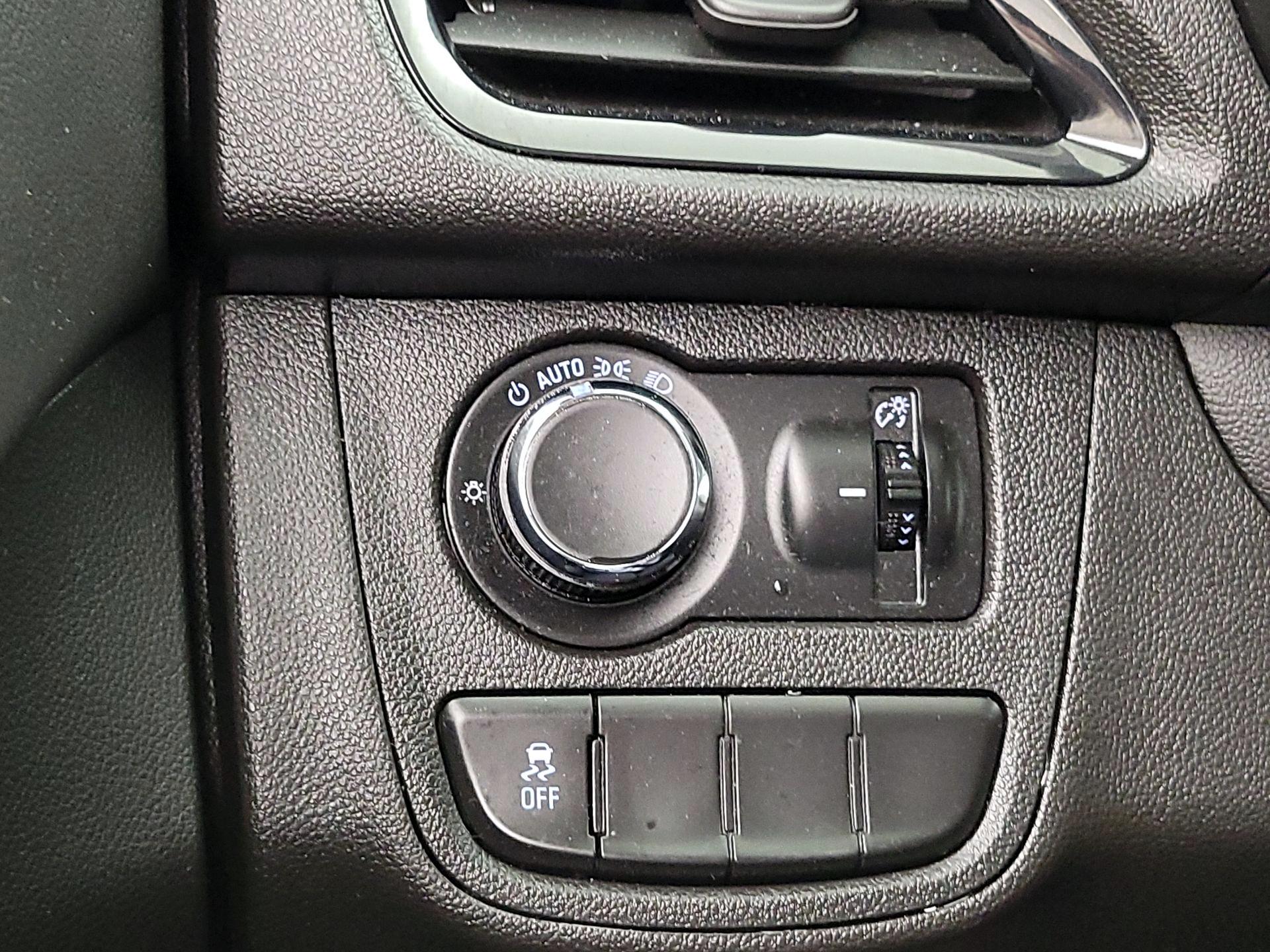 Thumbnail: 2017 Chevrolet Spark - 13