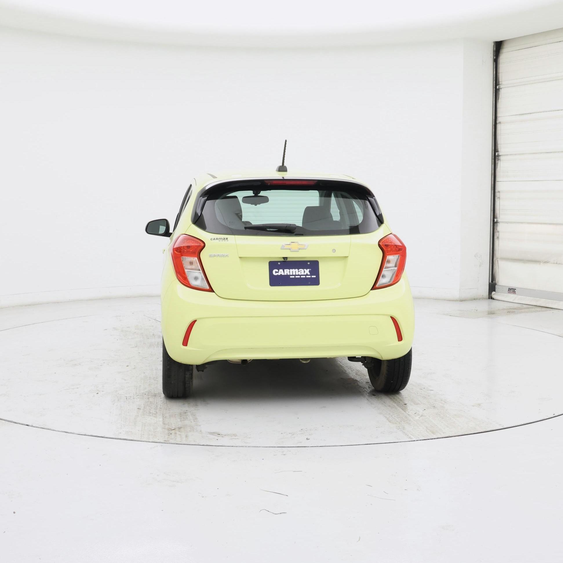 Thumbnail: 2017 Chevrolet Spark - 6