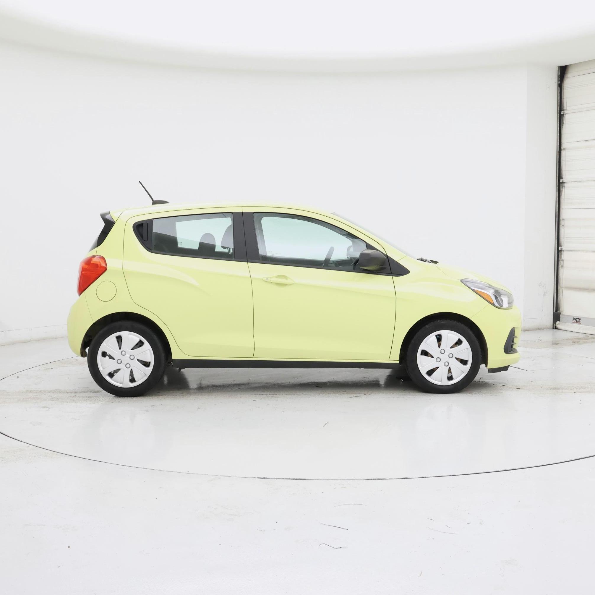 Thumbnail: 2017 Chevrolet Spark - 7