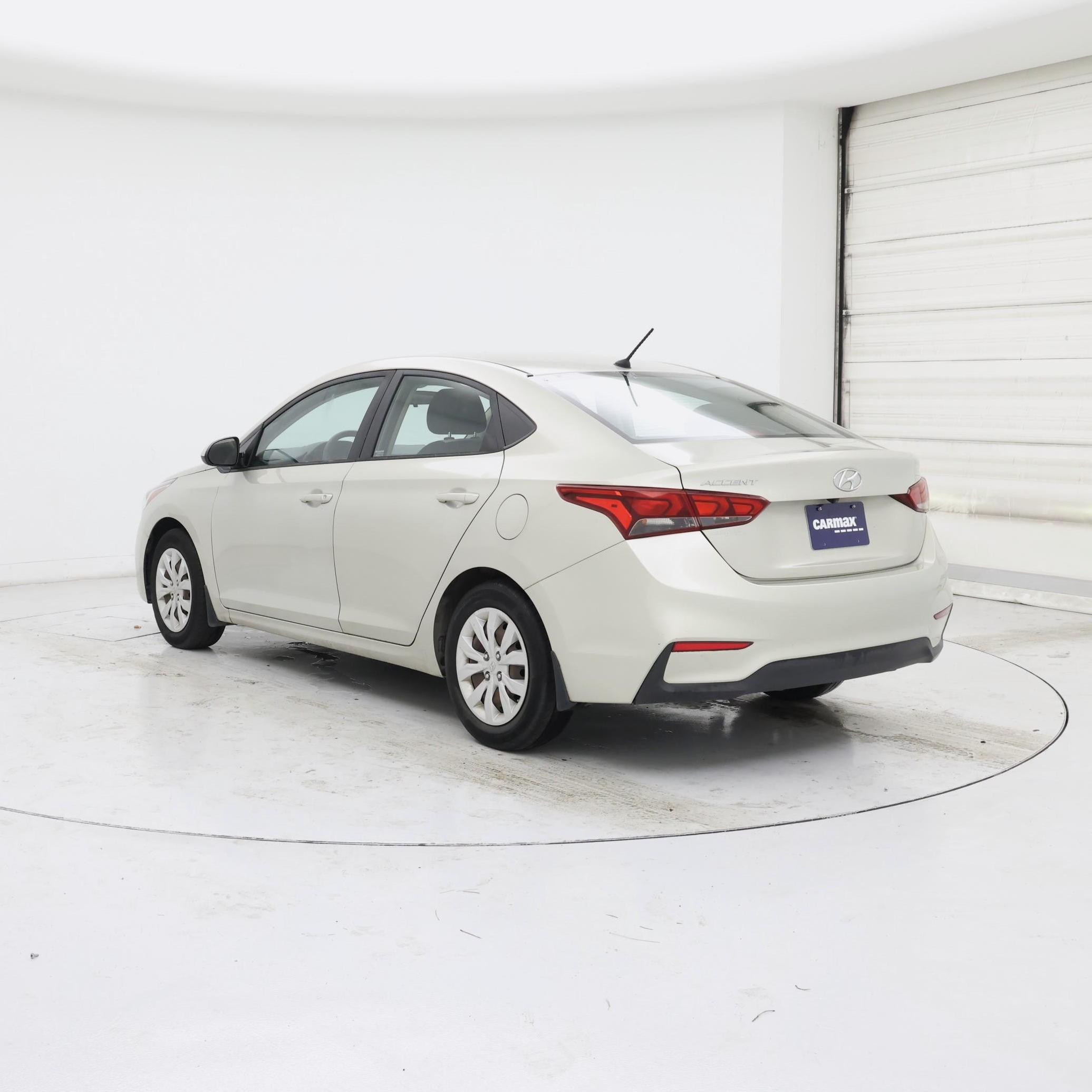 Thumbnail: 2019 Hyundai Accent - 2