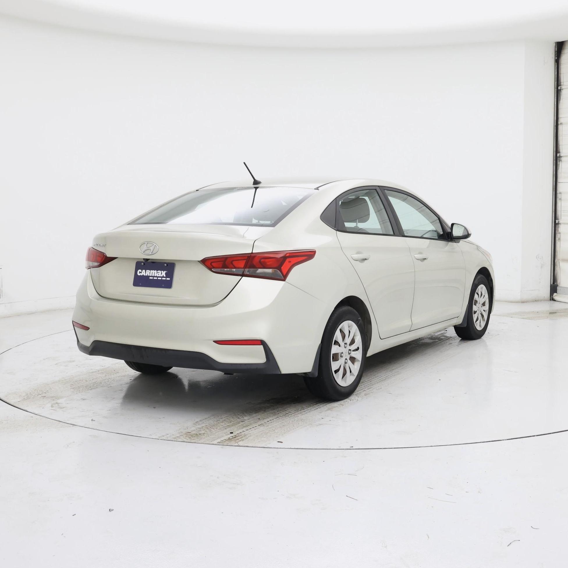 Thumbnail: 2019 Hyundai Accent - 8