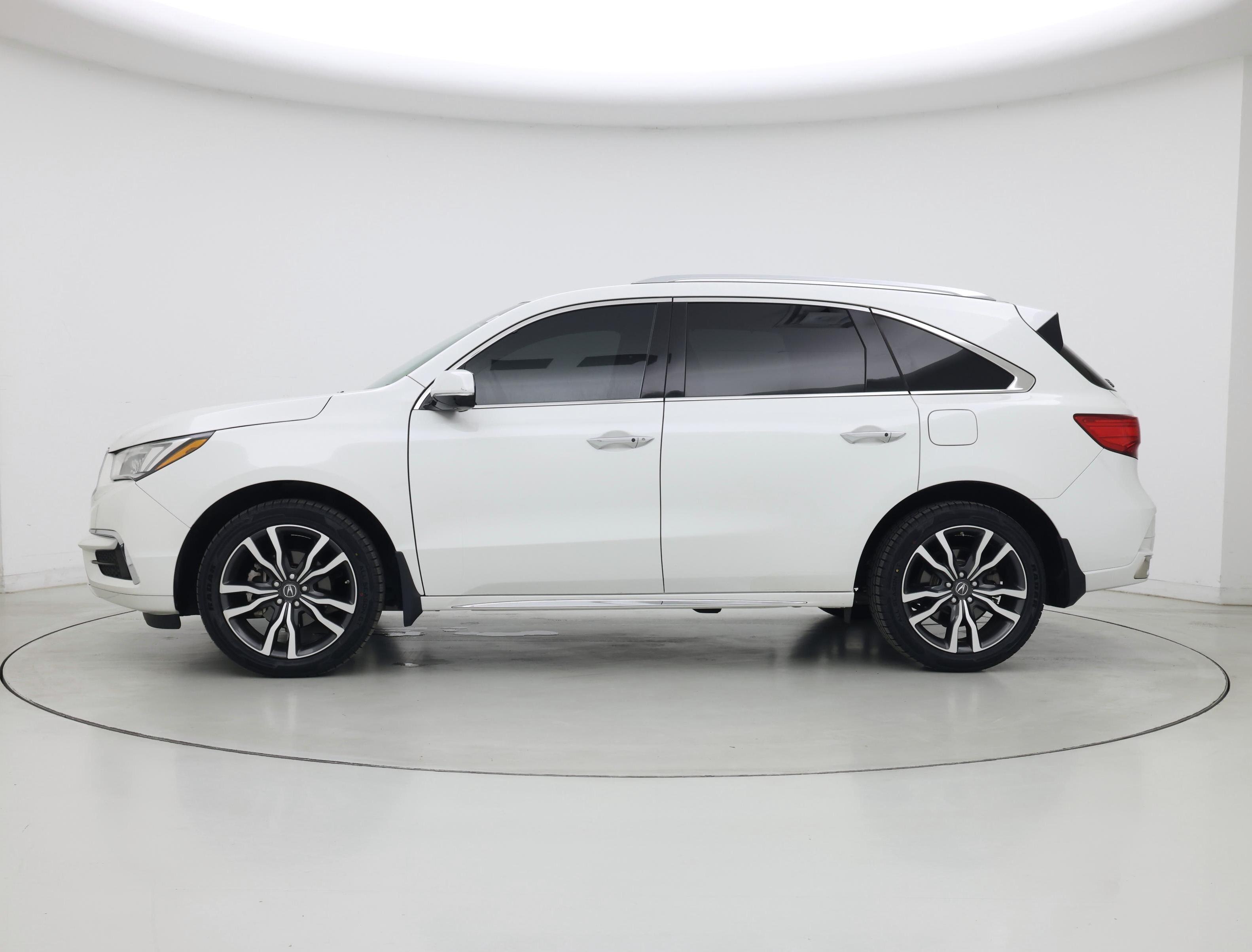 Thumbnail: 2020 Acura MDX - 3