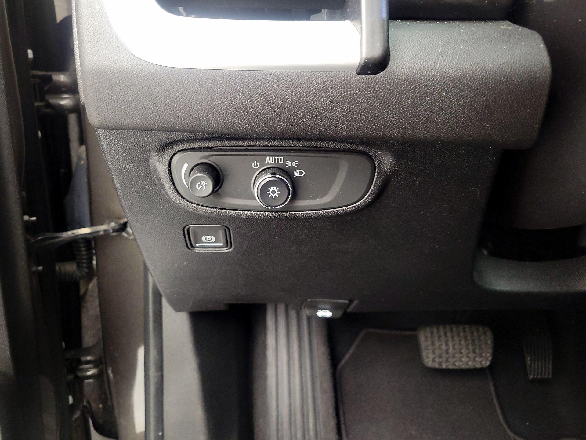 Thumbnail: 2019 GMC Terrain - 13