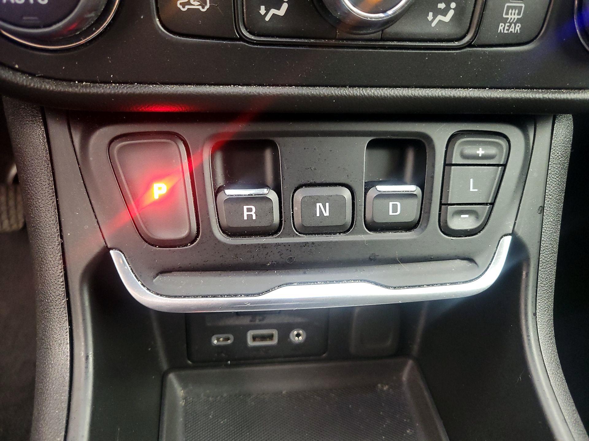 Thumbnail: 2019 GMC Terrain - 18