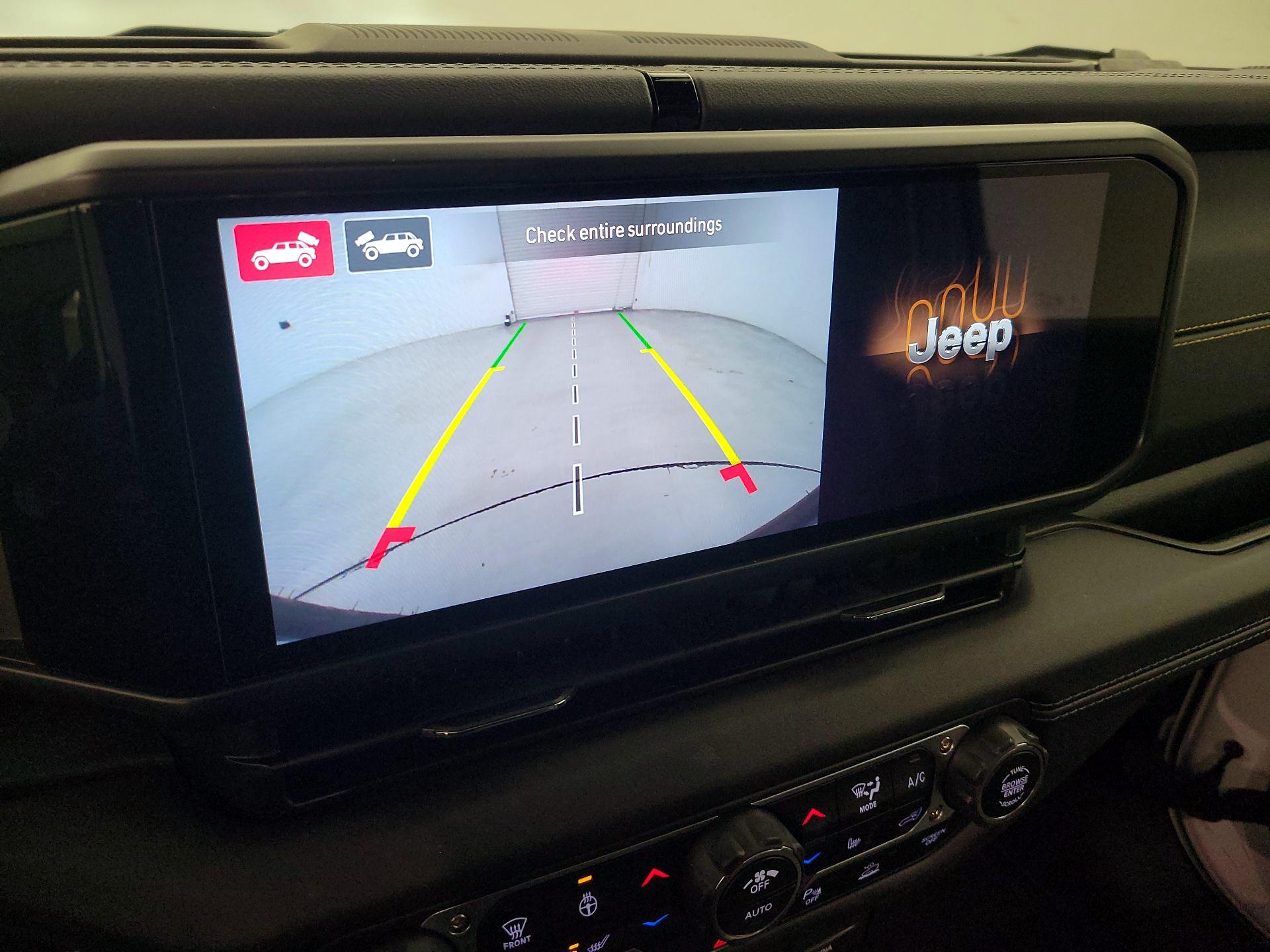 Thumbnail: 2025 Jeep Wrangler - 15