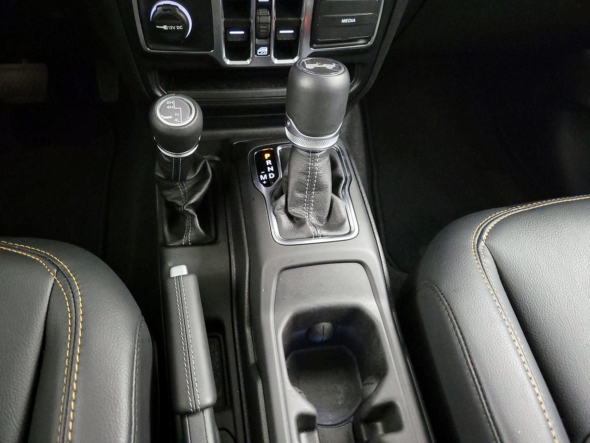 Thumbnail: 2025 Jeep Wrangler - 18