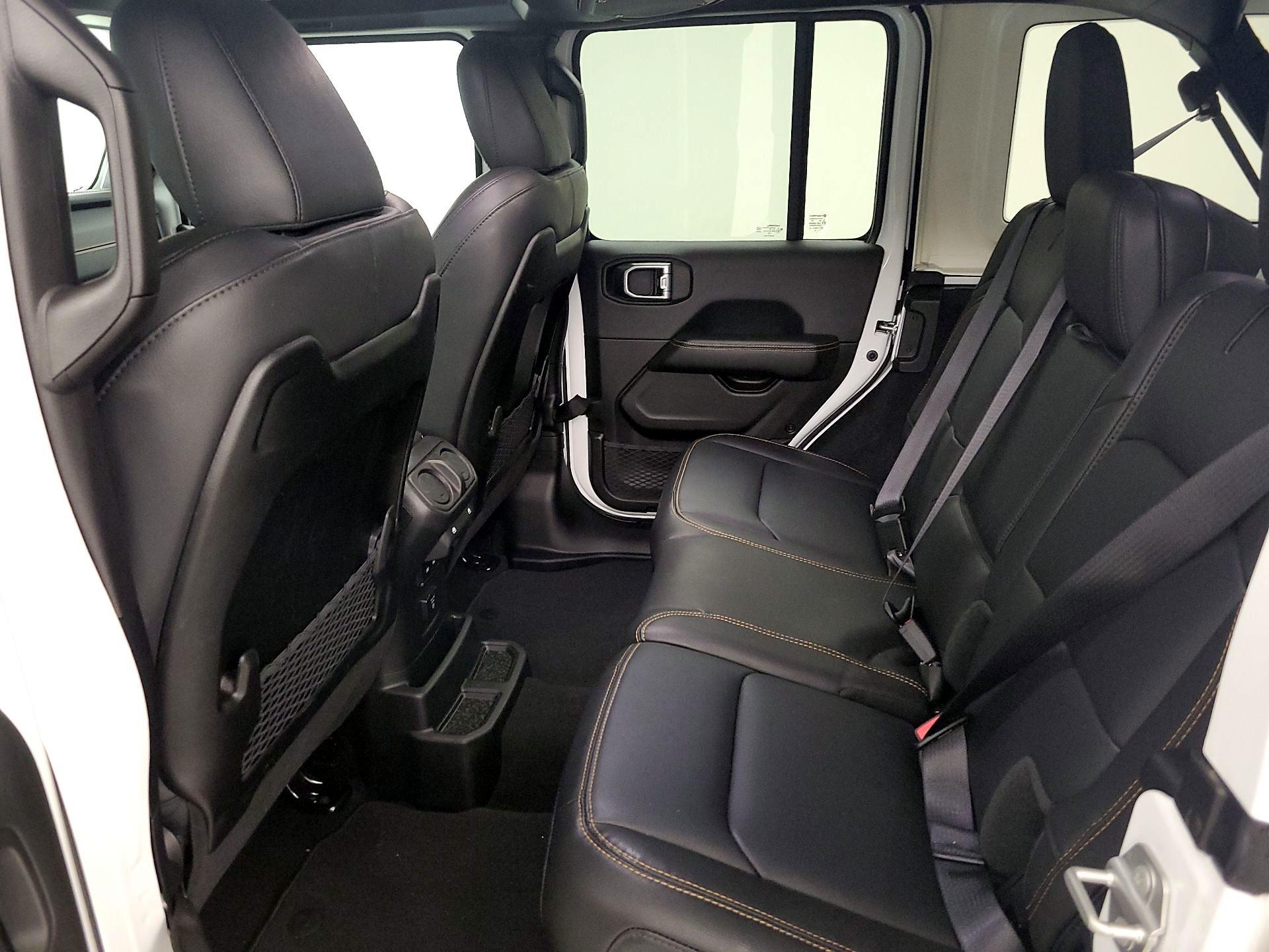 Thumbnail: 2025 Jeep Wrangler - 20