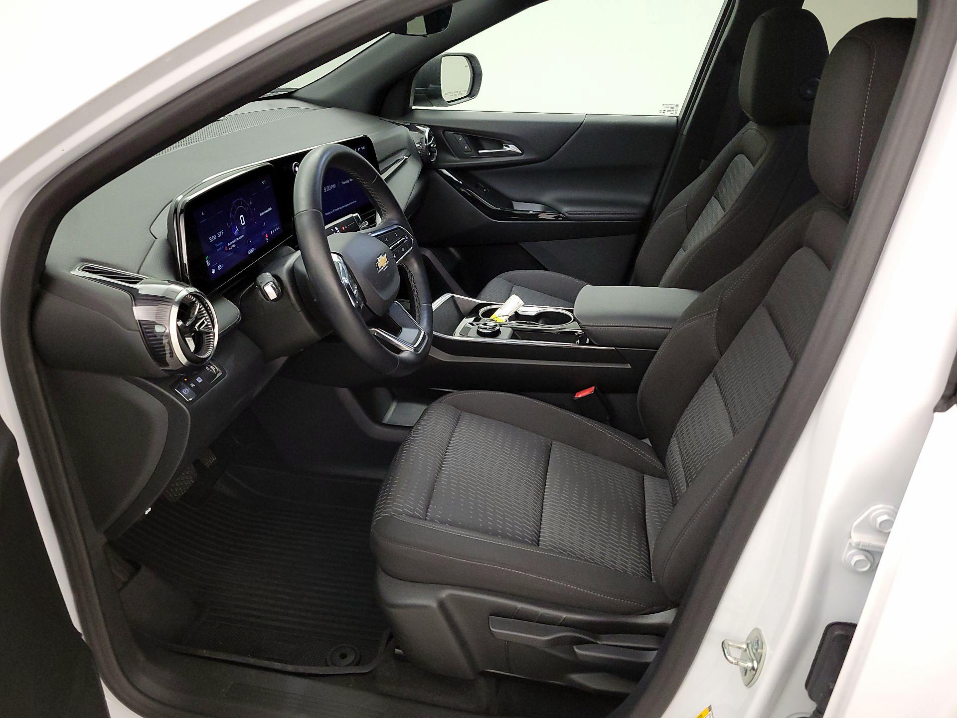 Thumbnail: 2026 Chevrolet Equinox - 11