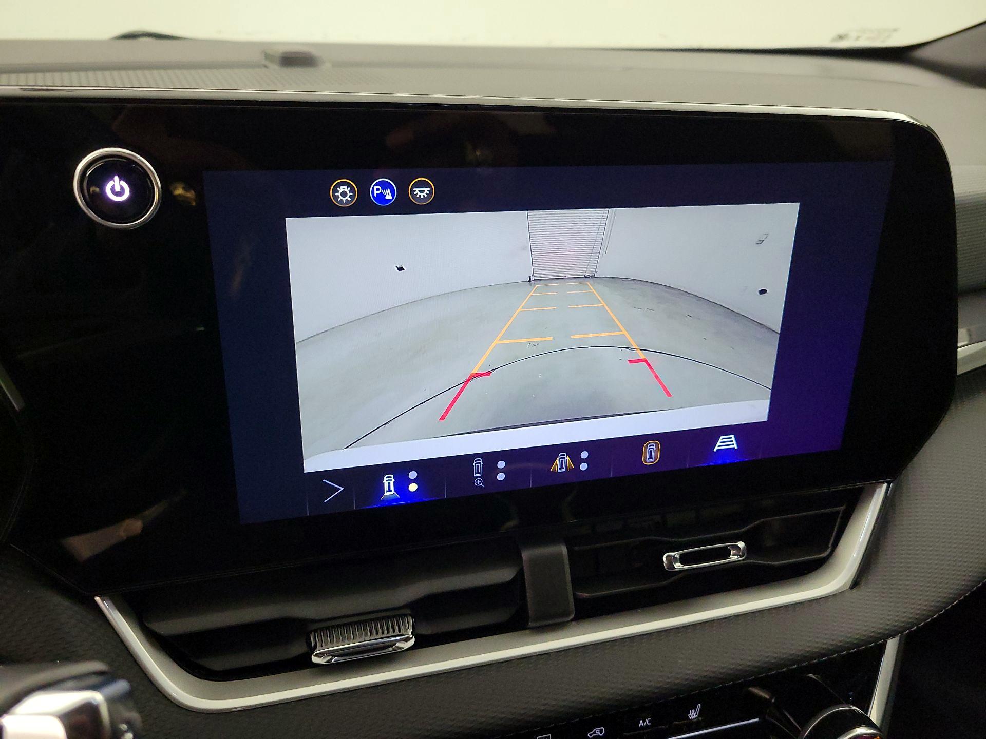 Thumbnail: 2026 Chevrolet Equinox - 14