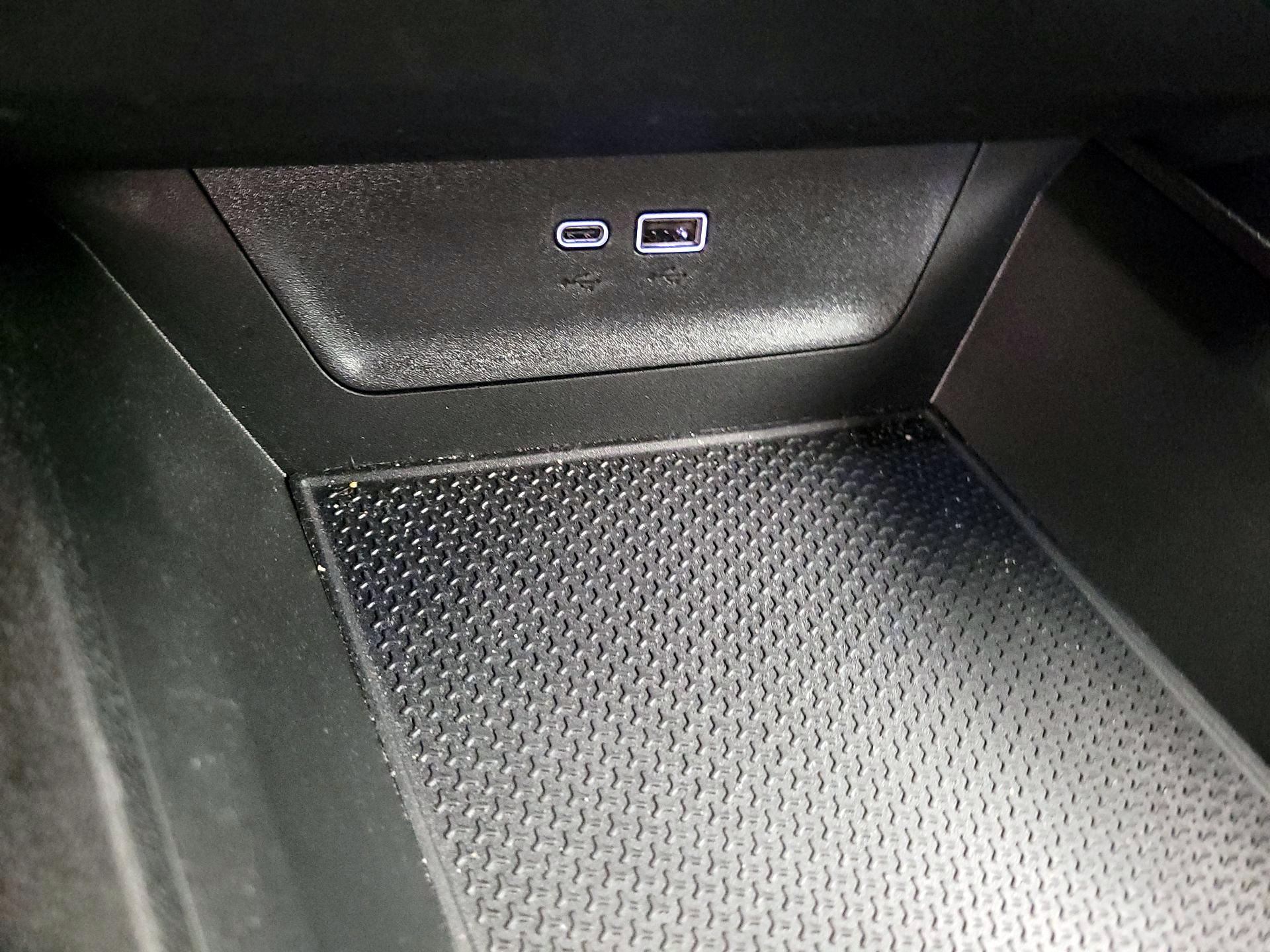 Thumbnail: 2026 Chevrolet Equinox - 18