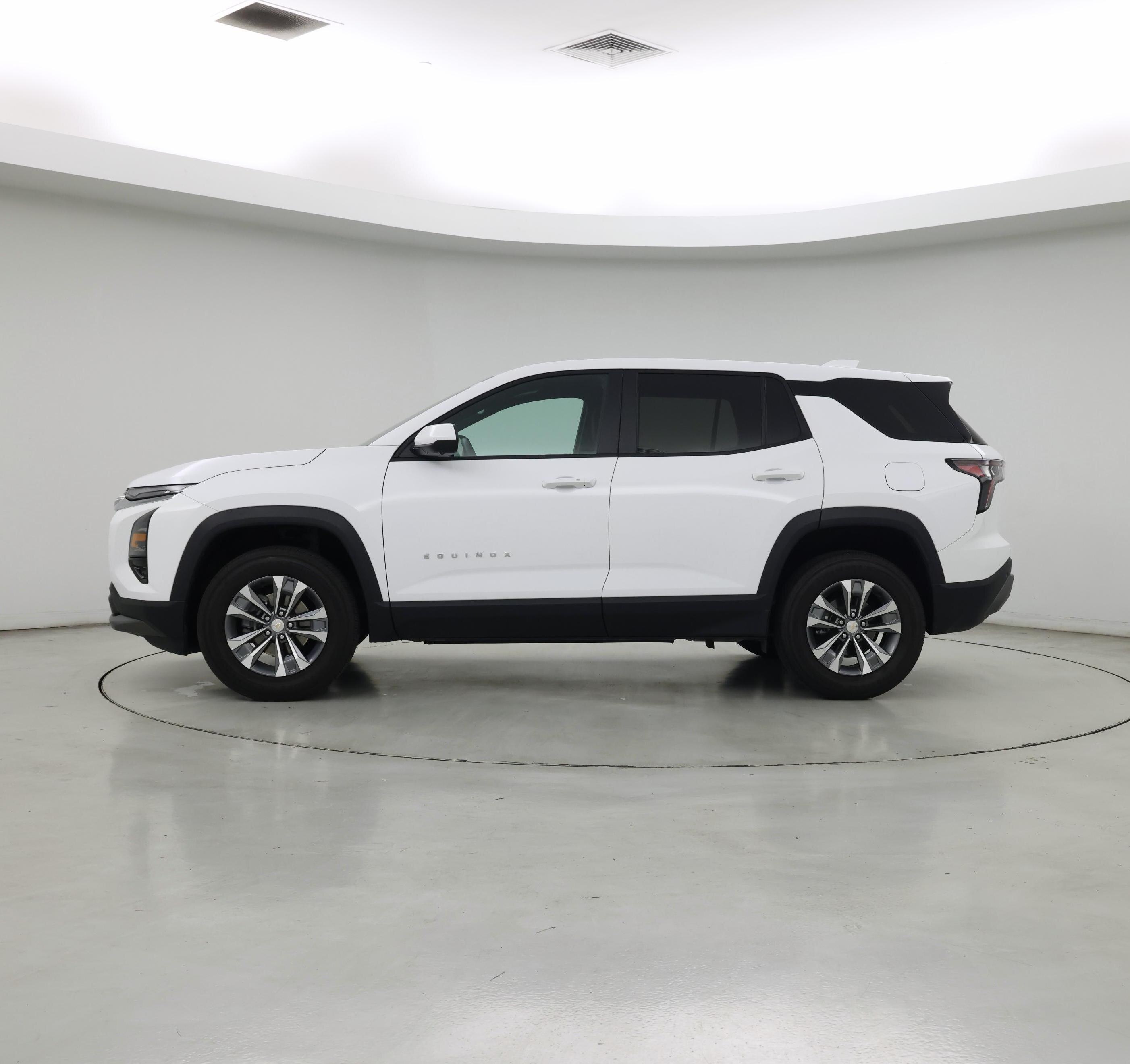 Thumbnail: 2026 Chevrolet Equinox - 3