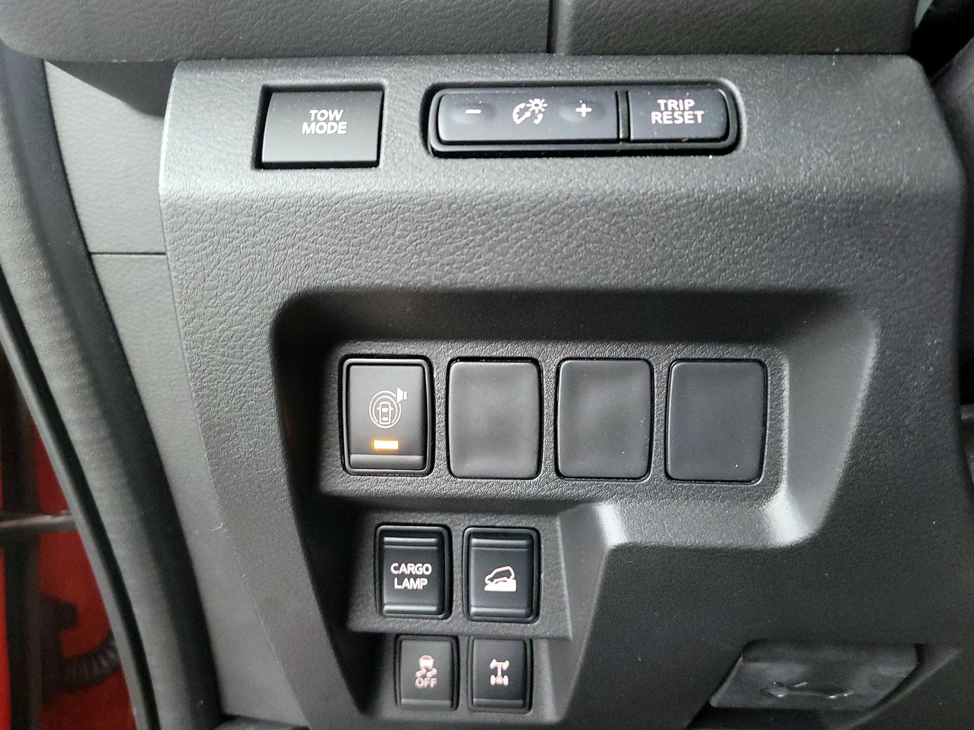 Thumbnail: 2025 Nissan Frontier - 13