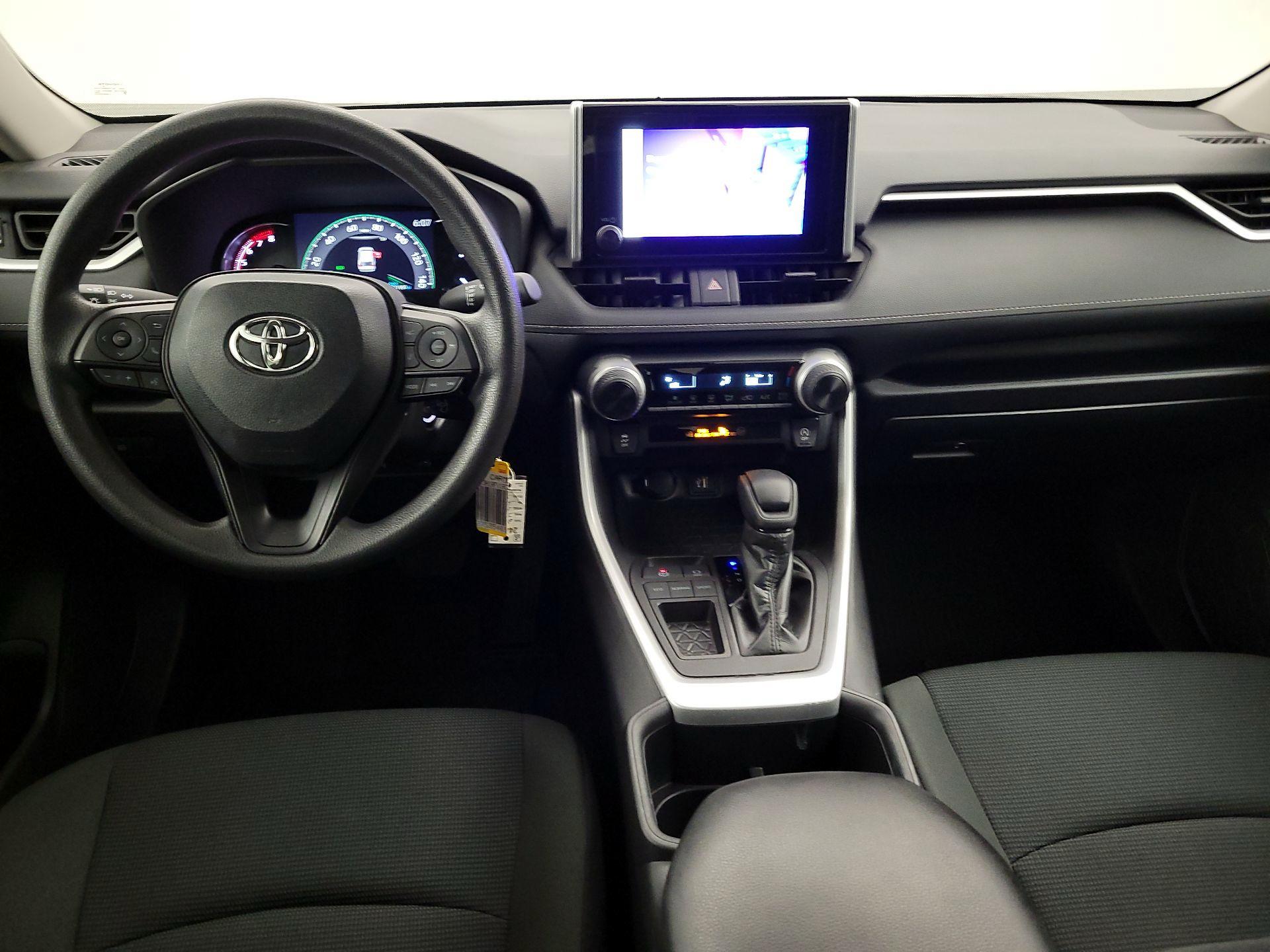 Thumbnail: 2024 Toyota RAV4 - 9