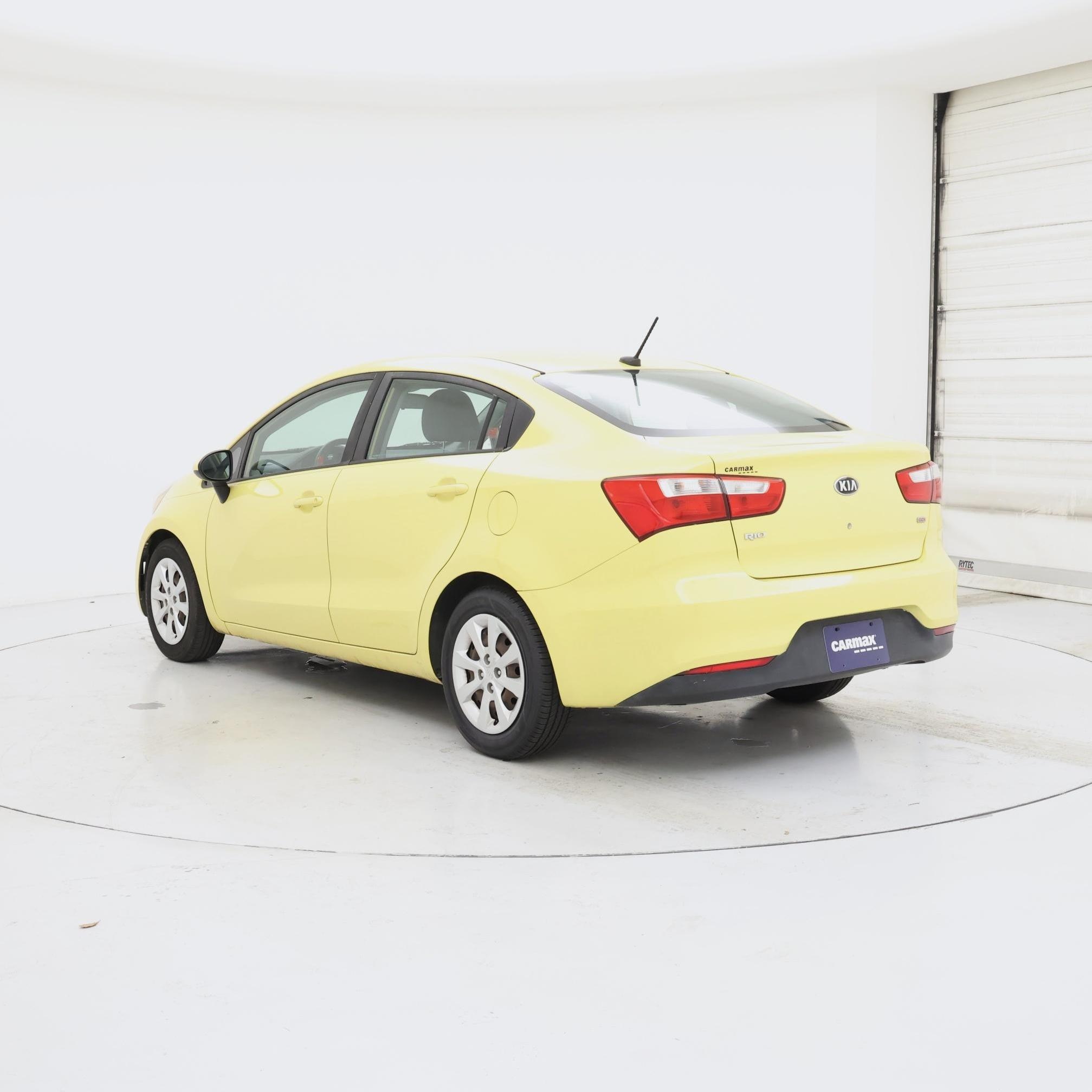 Thumbnail: 2016 Kia Rio - 2