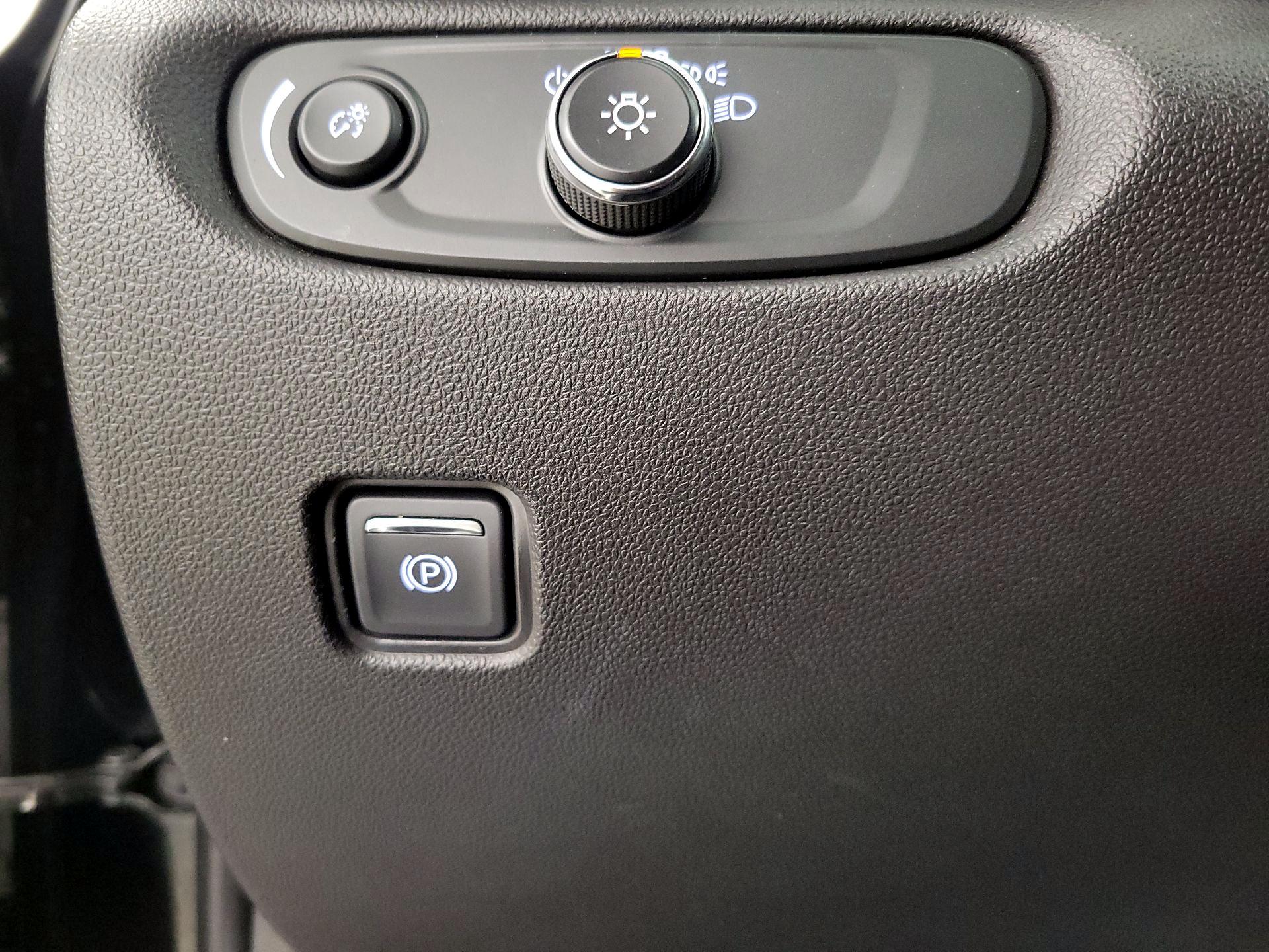 Thumbnail: 2021 Chevrolet Blazer - 13