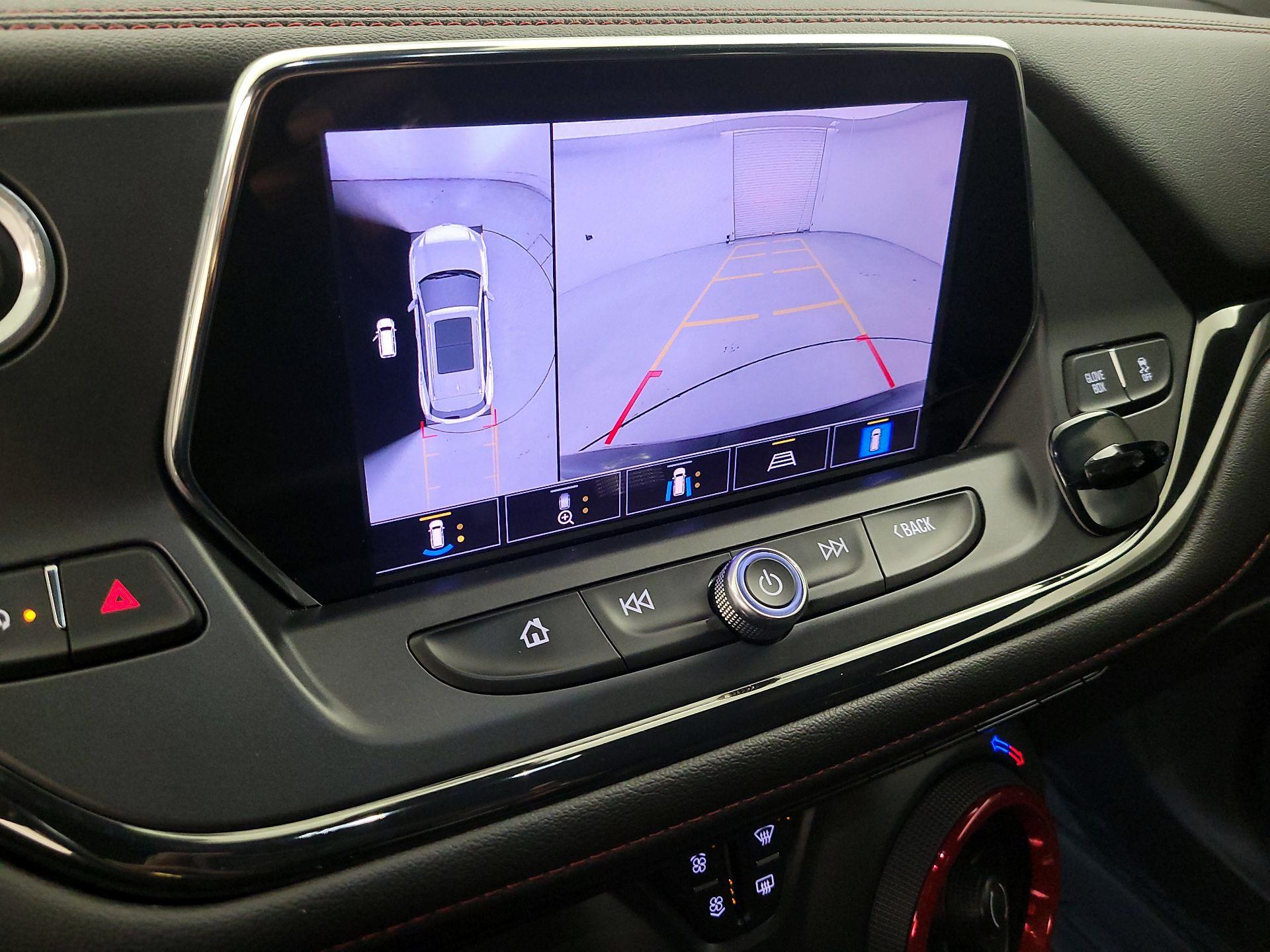 Thumbnail: 2021 Chevrolet Blazer - 15