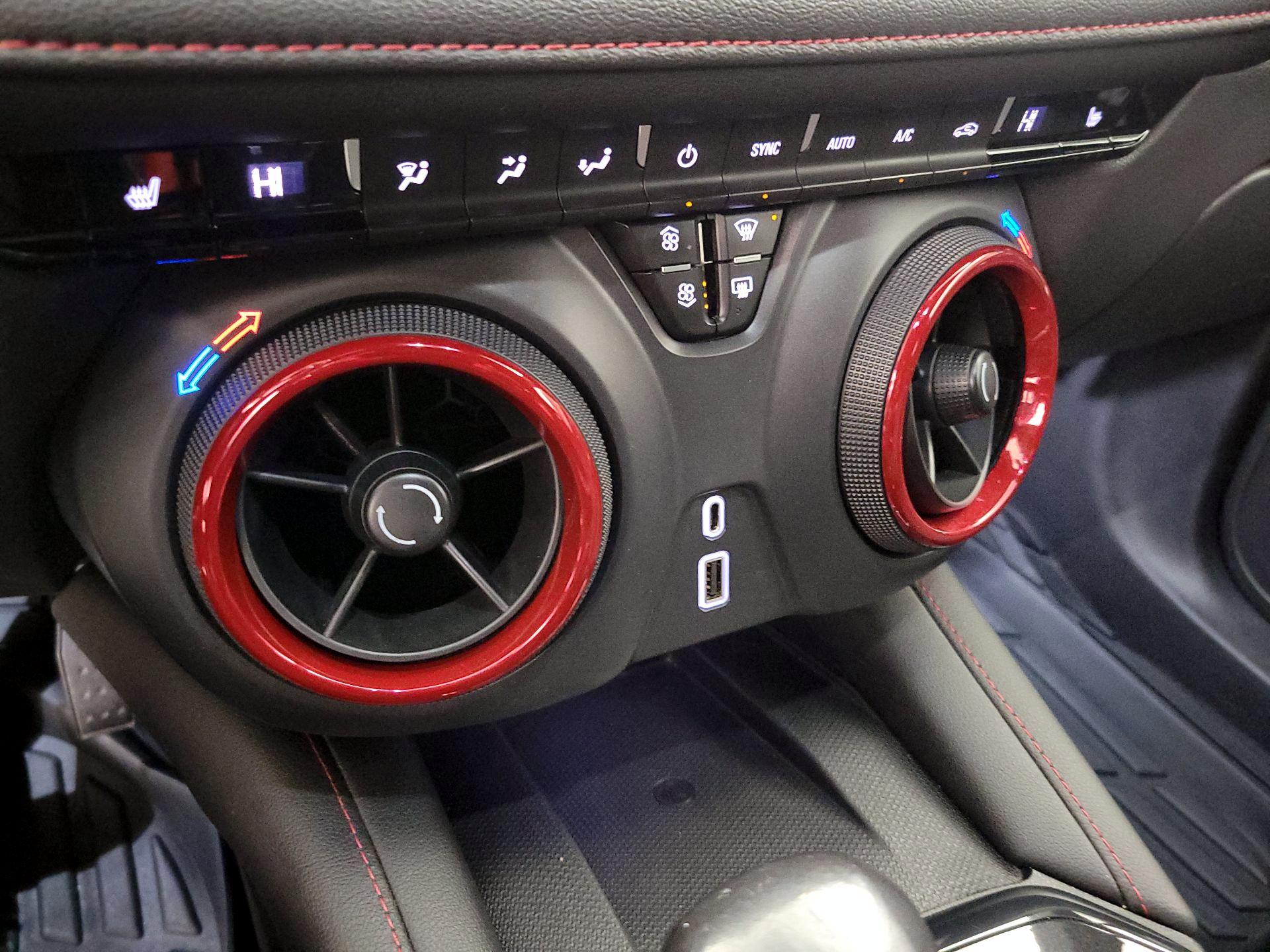 Thumbnail: 2021 Chevrolet Blazer - 17