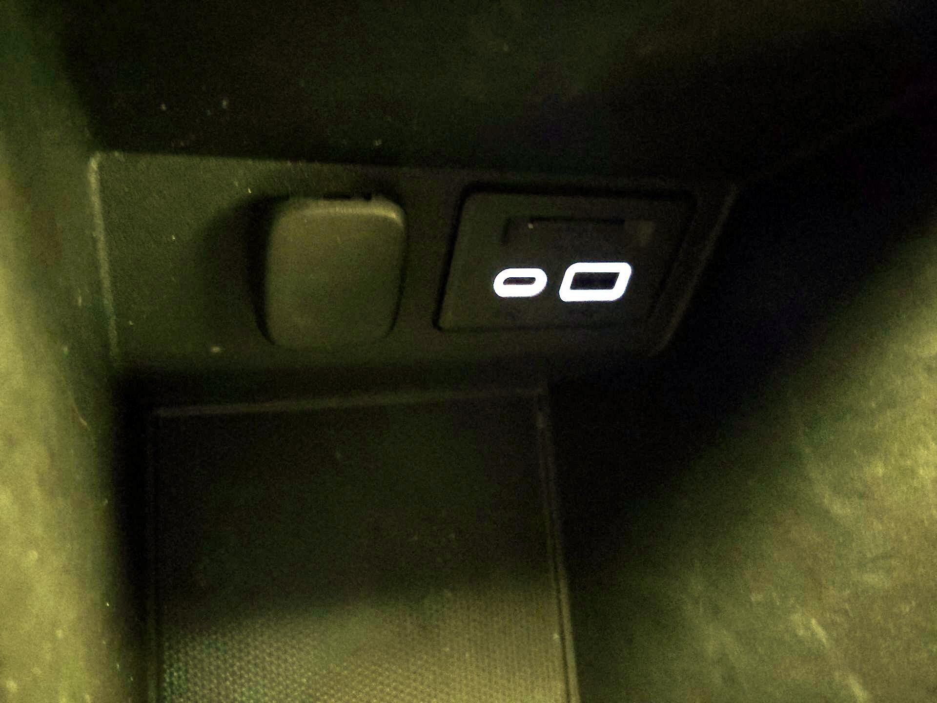 Thumbnail: 2021 Chevrolet Blazer - 19