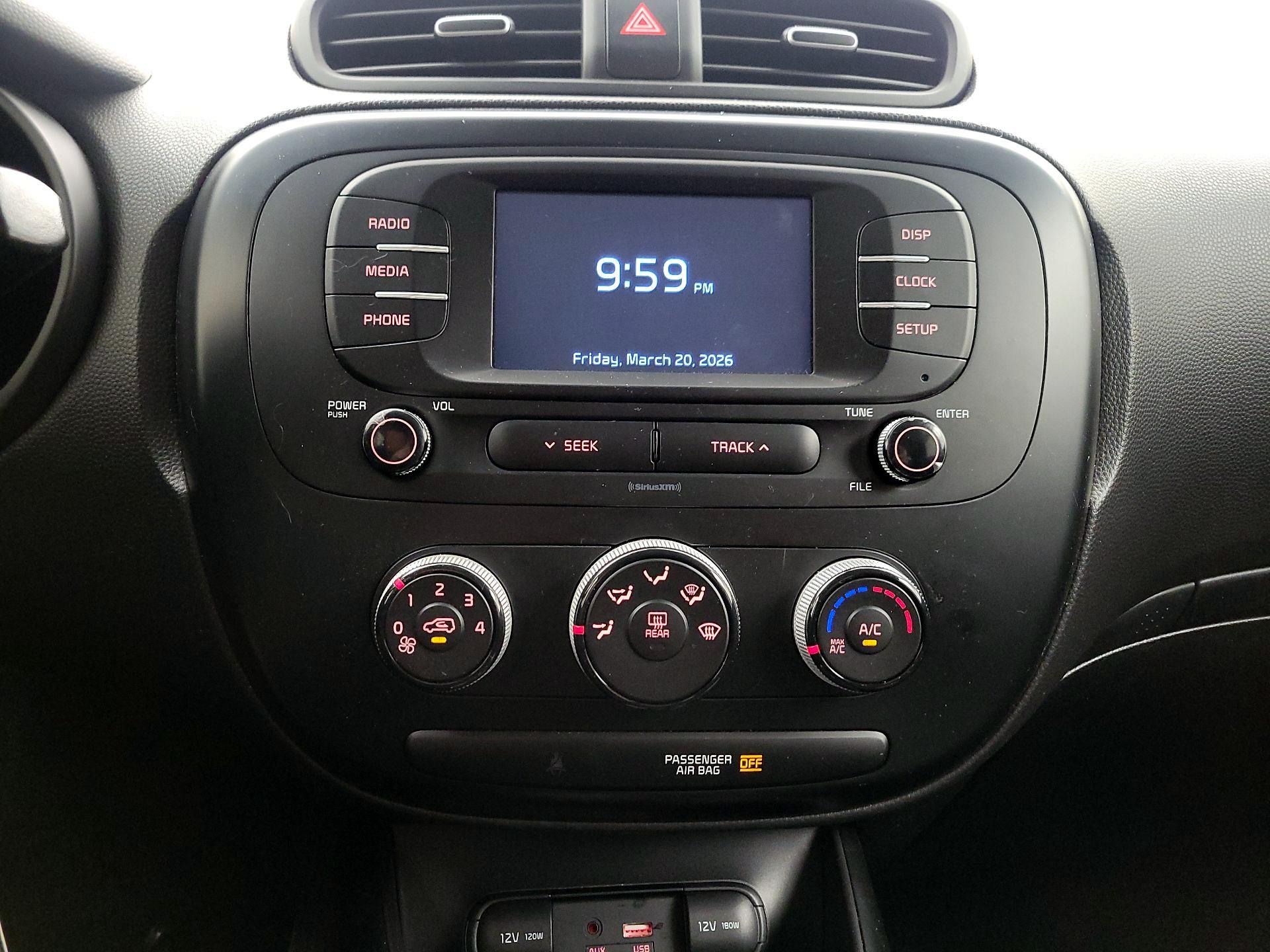 Thumbnail: 2019 Kia Soul - 16