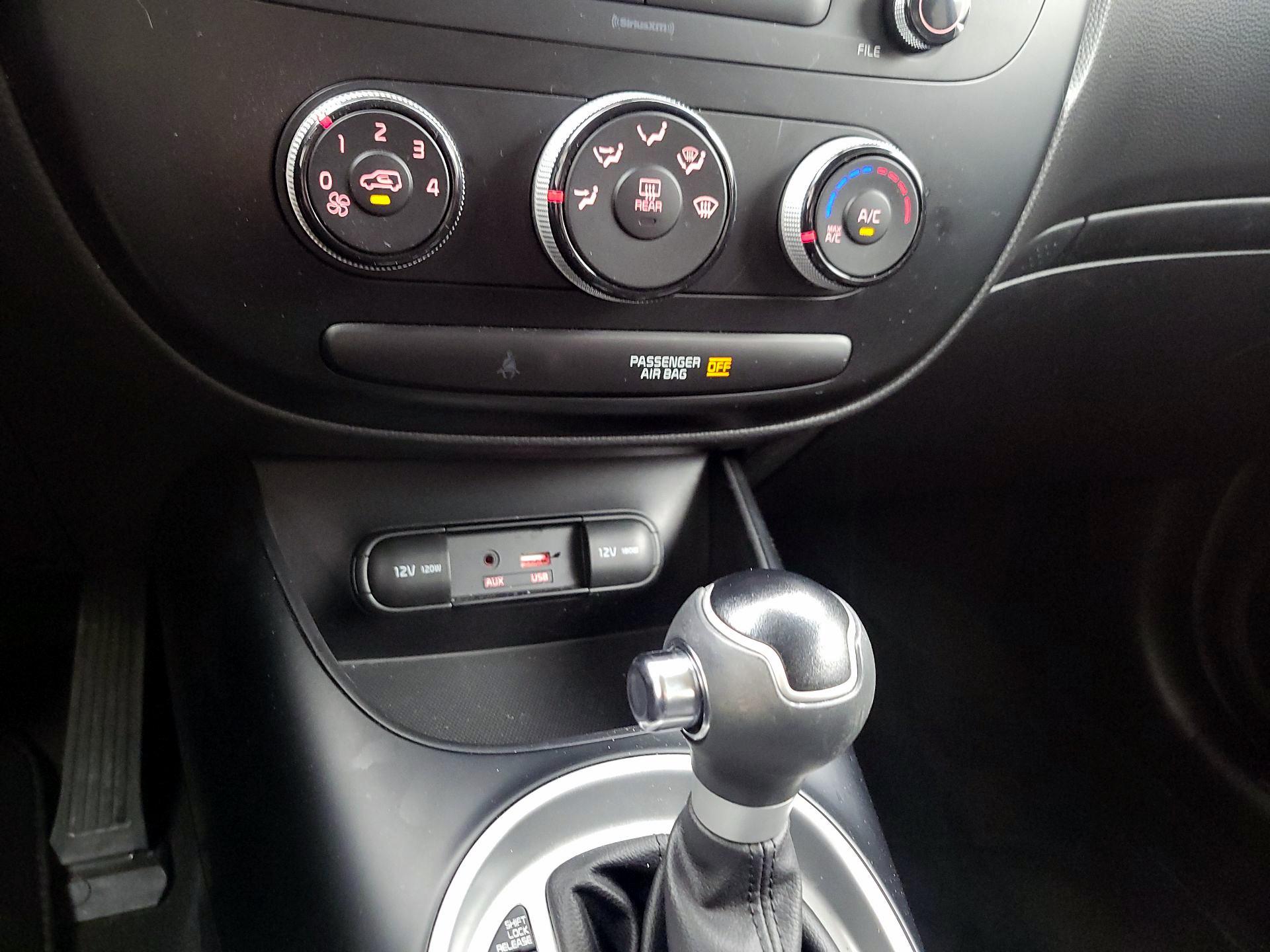 Thumbnail: 2019 Kia Soul - 18