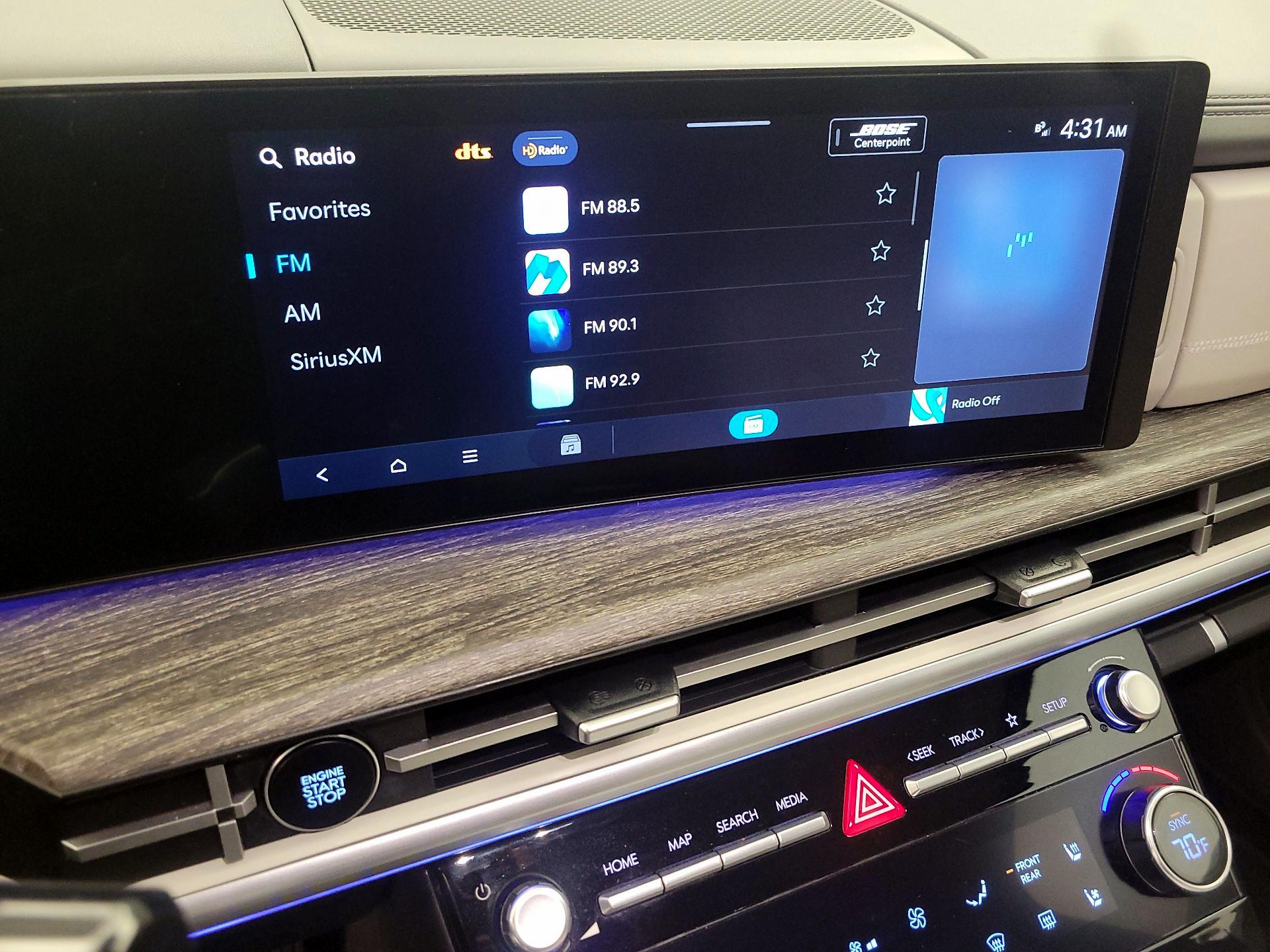 Thumbnail: 2024 Hyundai Santa Fe - 16