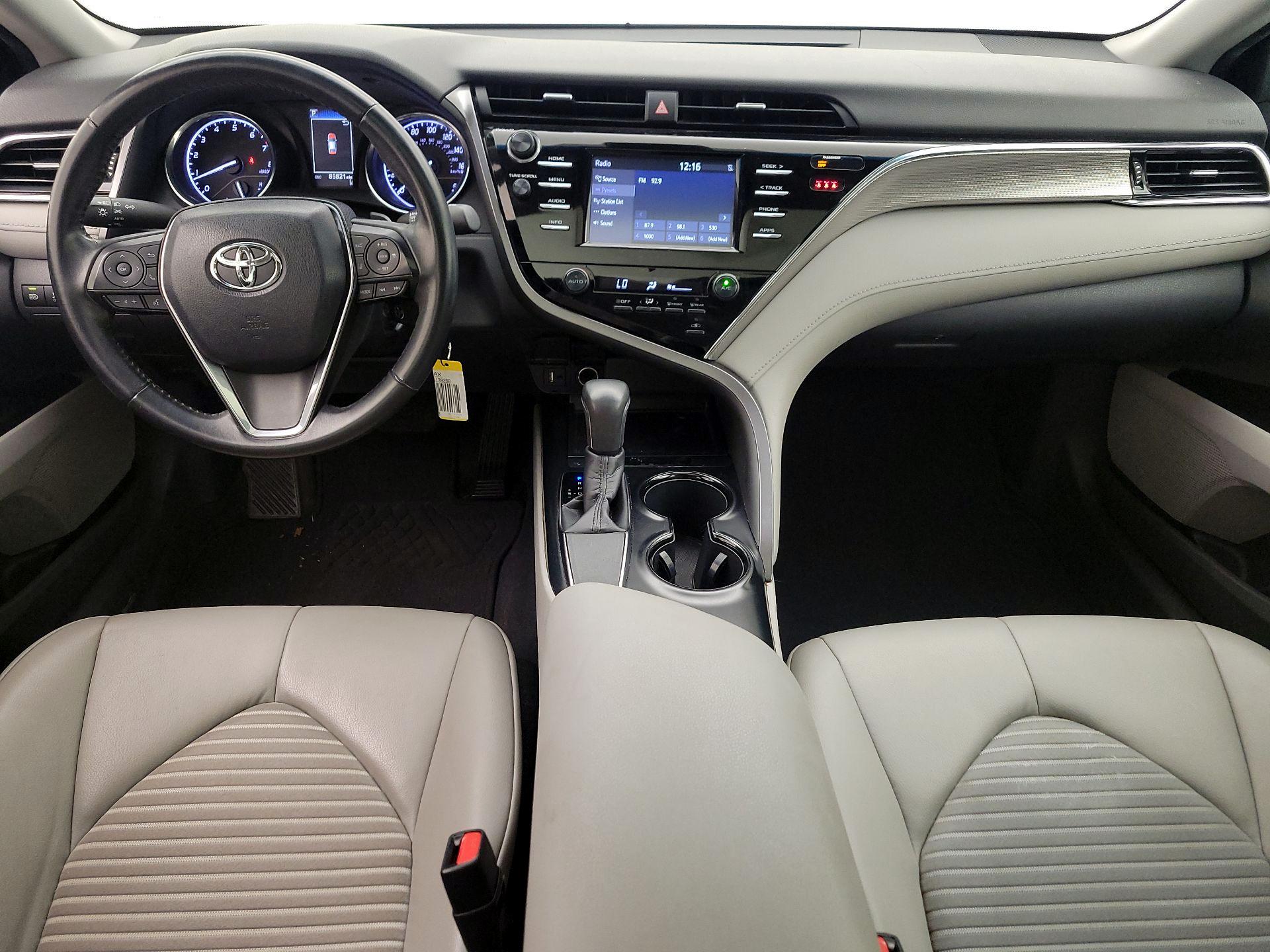 Thumbnail: 2018 Toyota Camry - 9