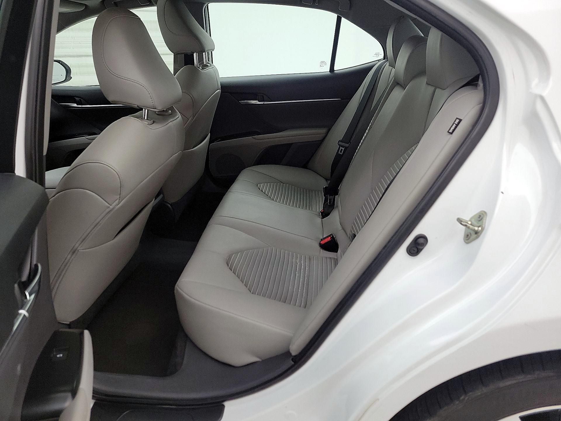 Thumbnail: 2018 Toyota Camry - 20