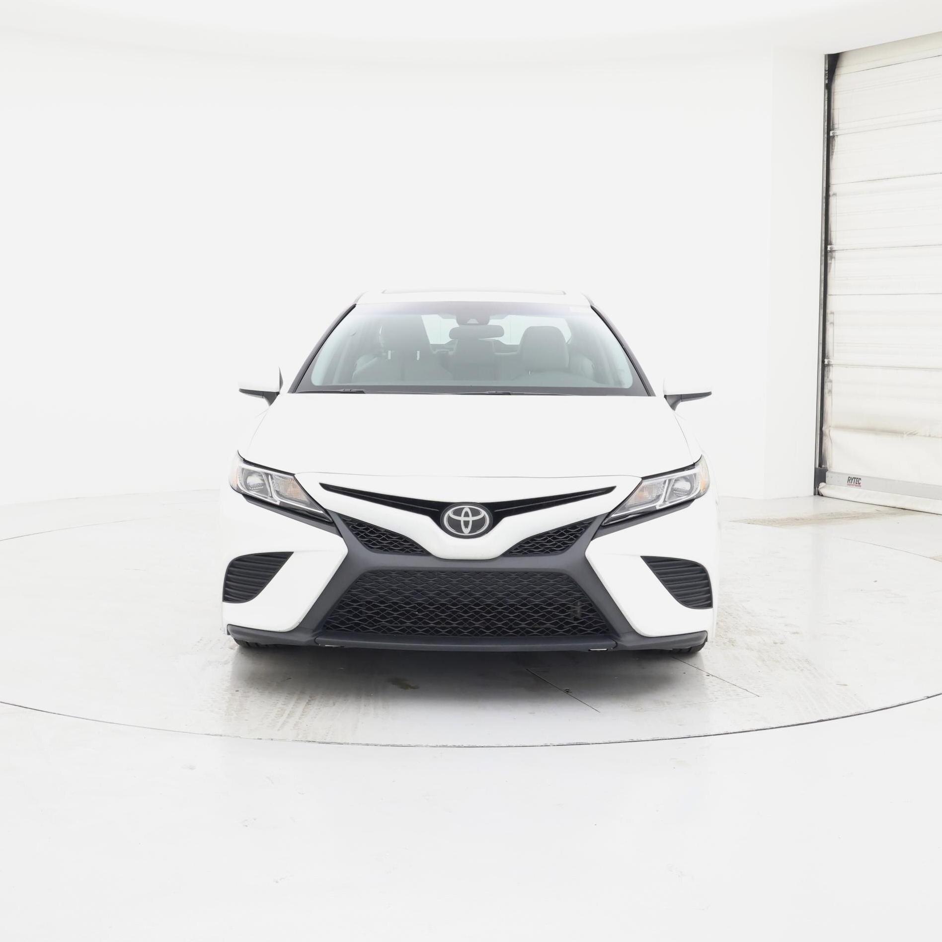 Thumbnail: 2018 Toyota Camry - 5