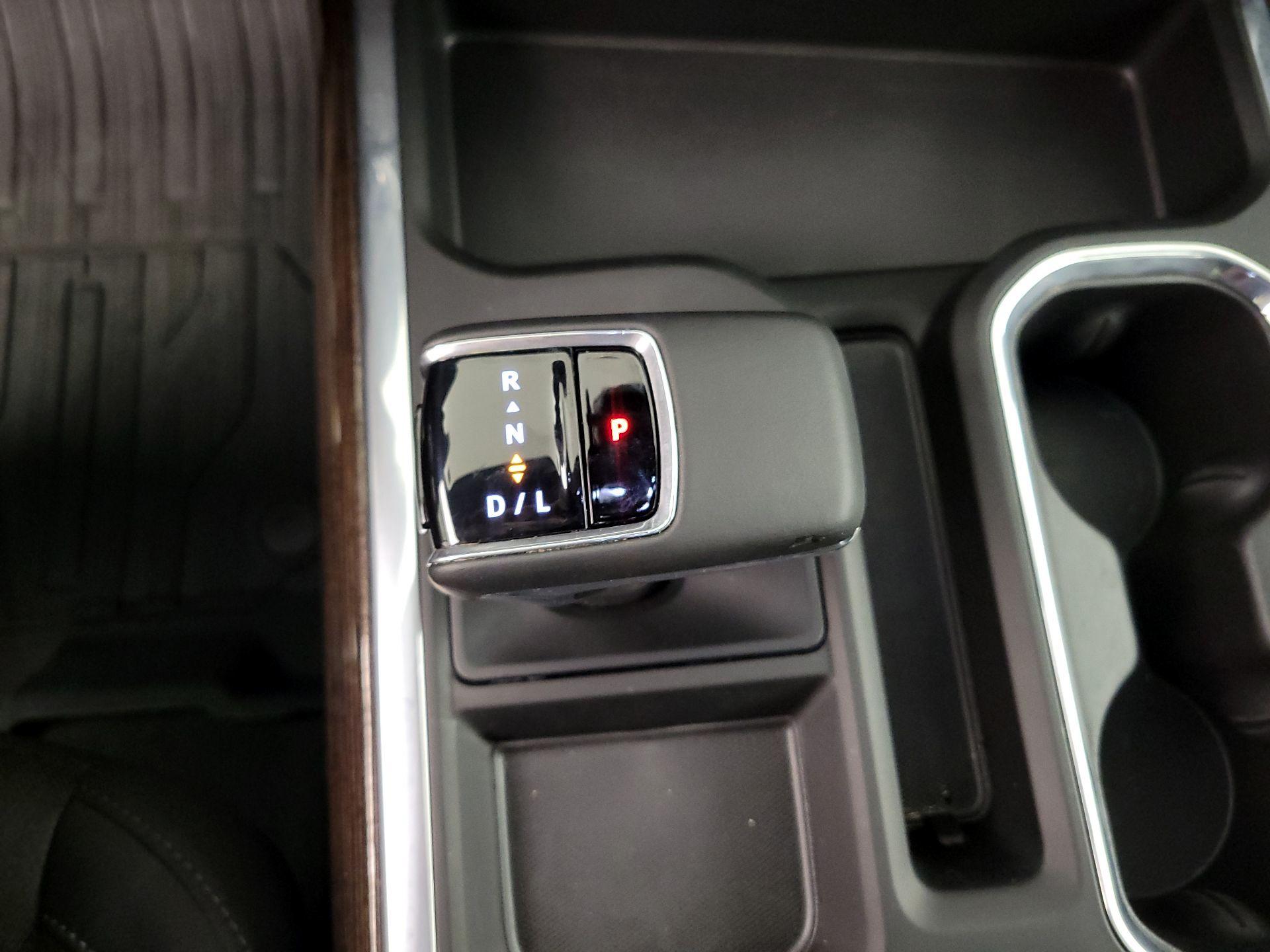 Thumbnail: 2025 GMC Sierra 1500 - 18