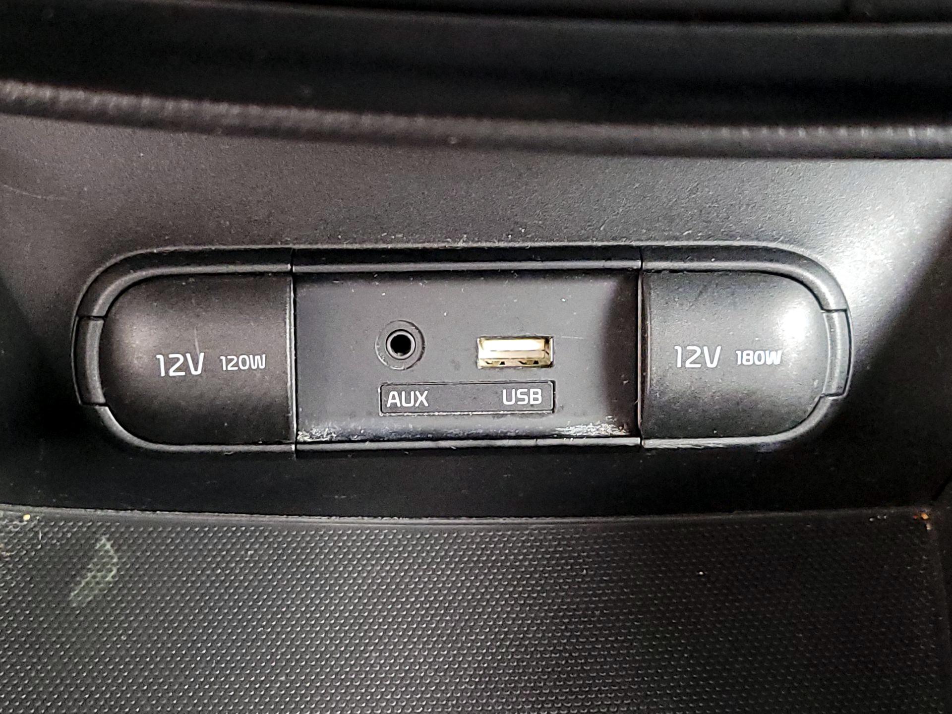 Thumbnail: 2016 Kia Soul - 17