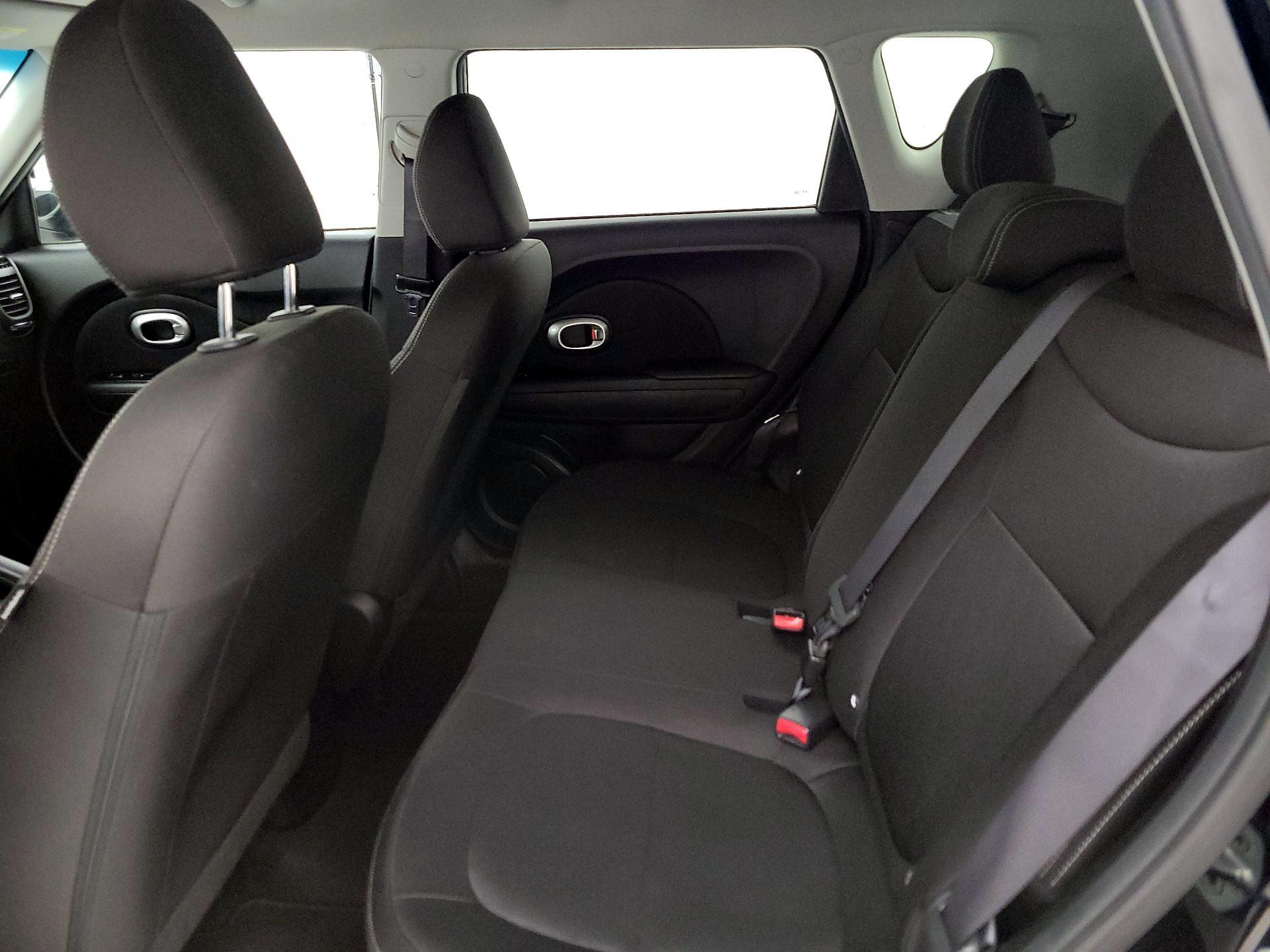 Thumbnail: 2016 Kia Soul - 18