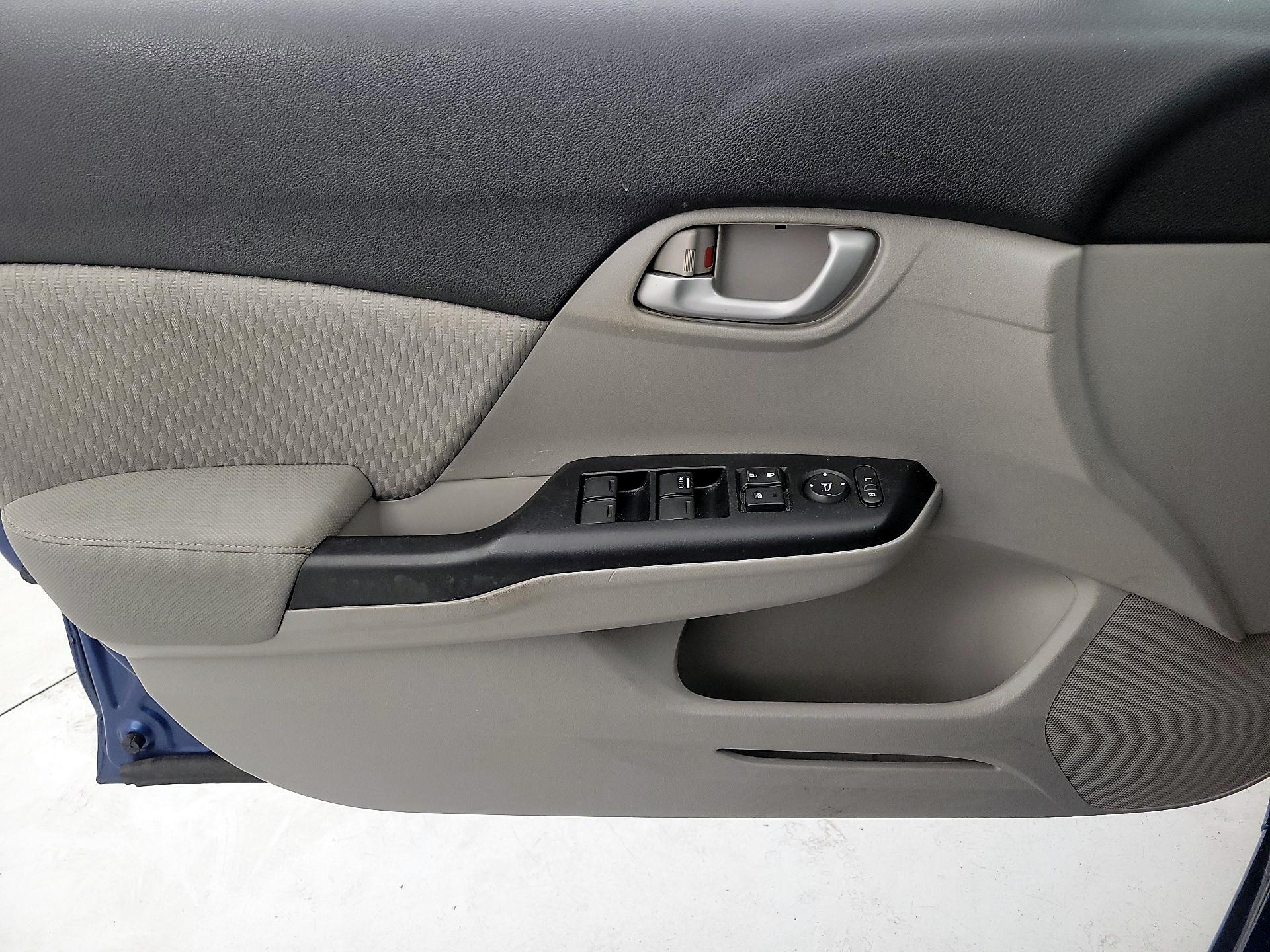 Thumbnail: 2014 Honda Civic - 12