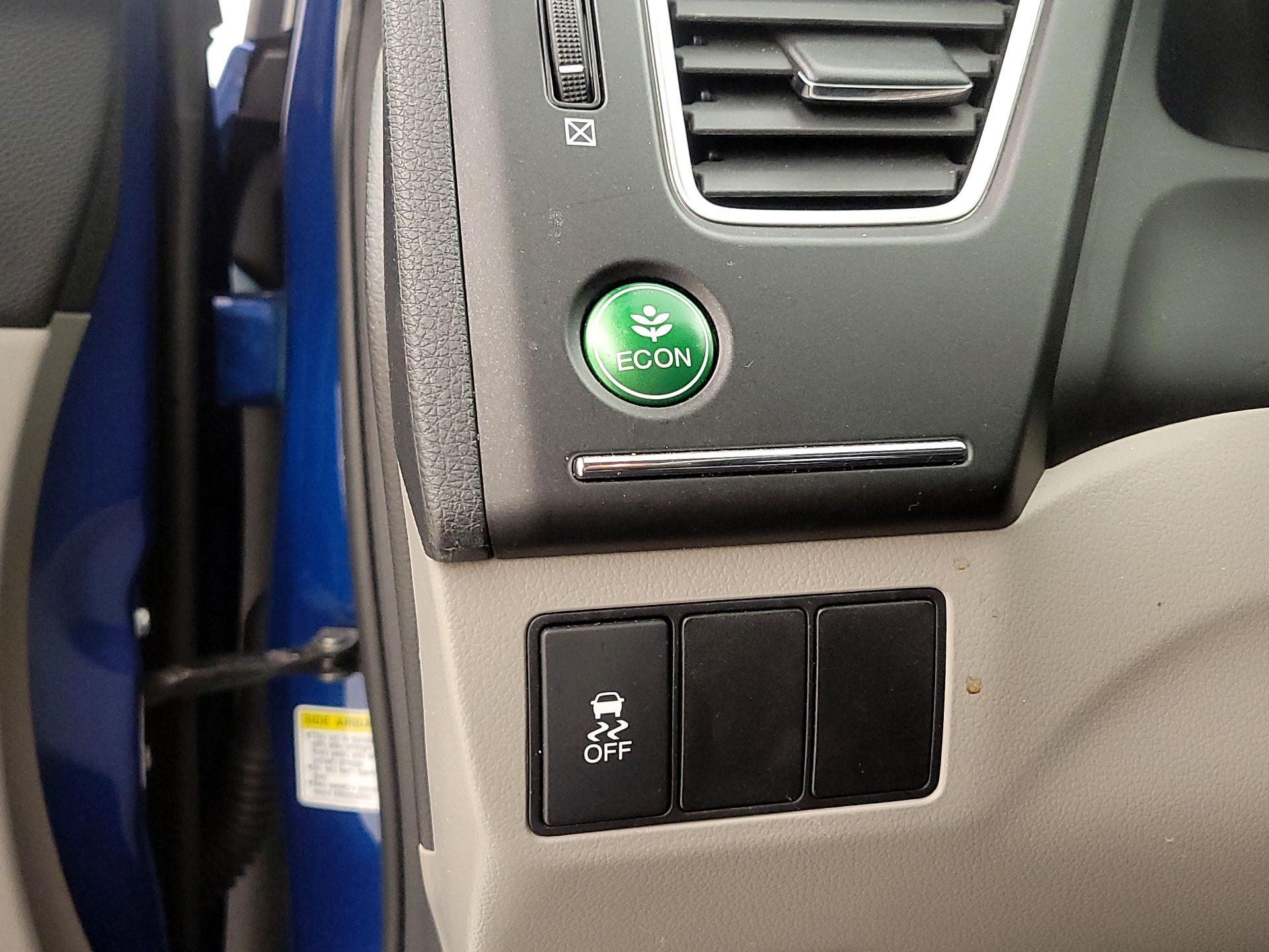 Thumbnail: 2014 Honda Civic - 13