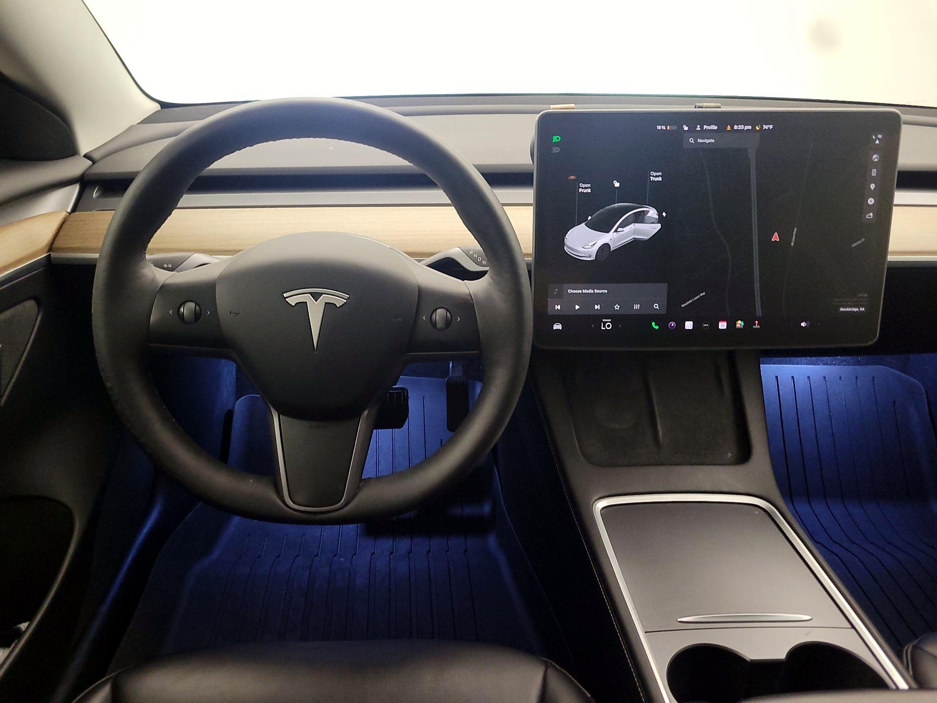 Thumbnail: 2021 Tesla Model 3 - 10