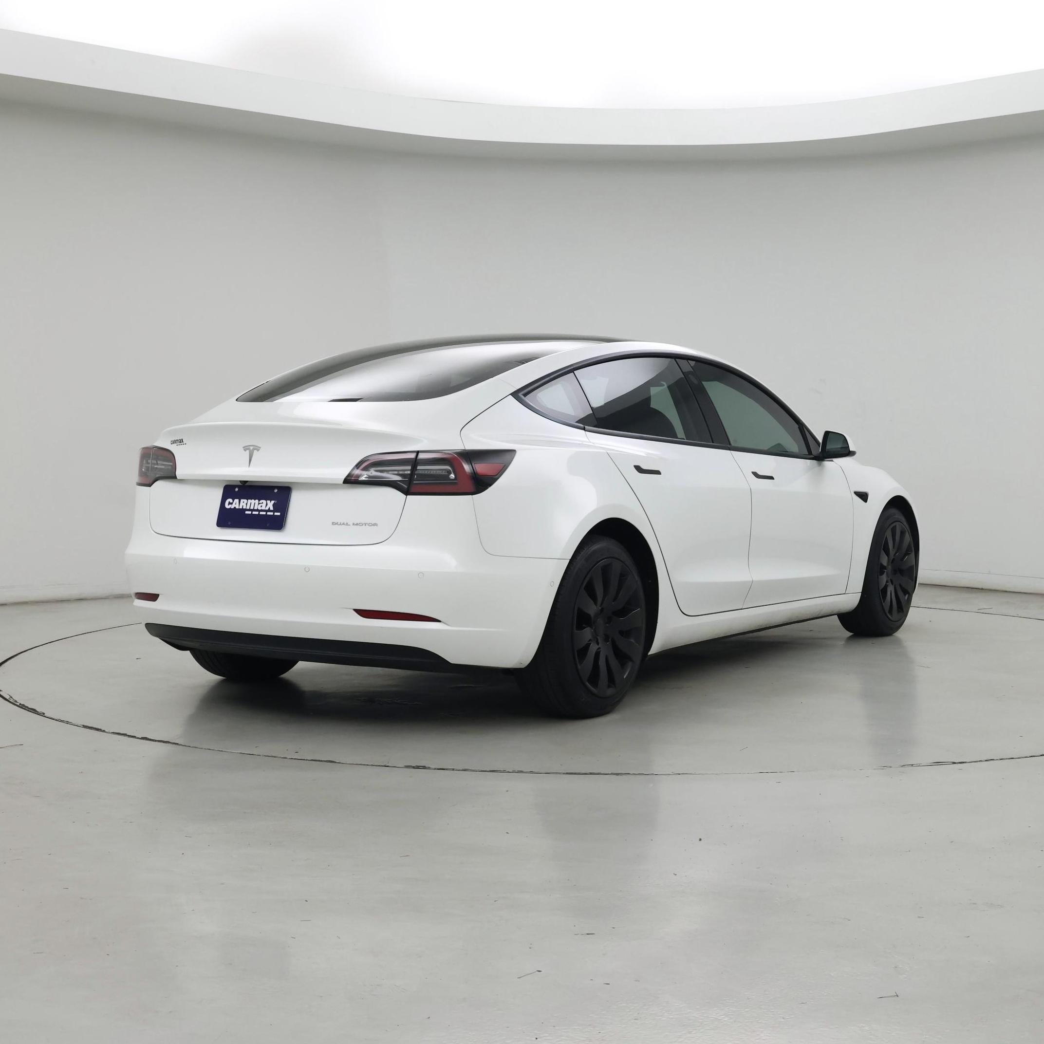 Thumbnail: 2021 Tesla Model 3 - 8