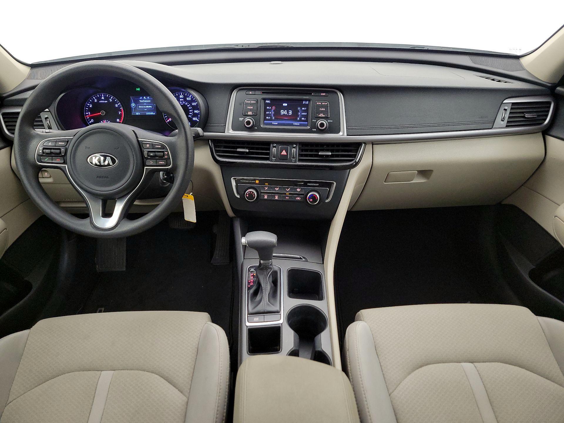 Thumbnail: 2017 Kia Optima - 9