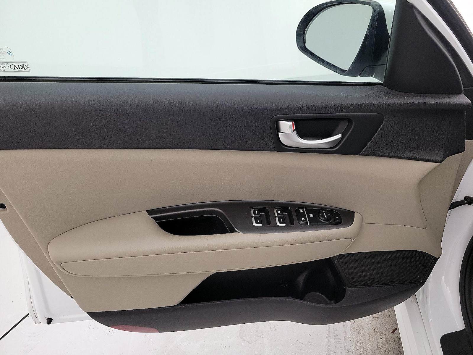 2017 Kia Optima LX - Photo 13