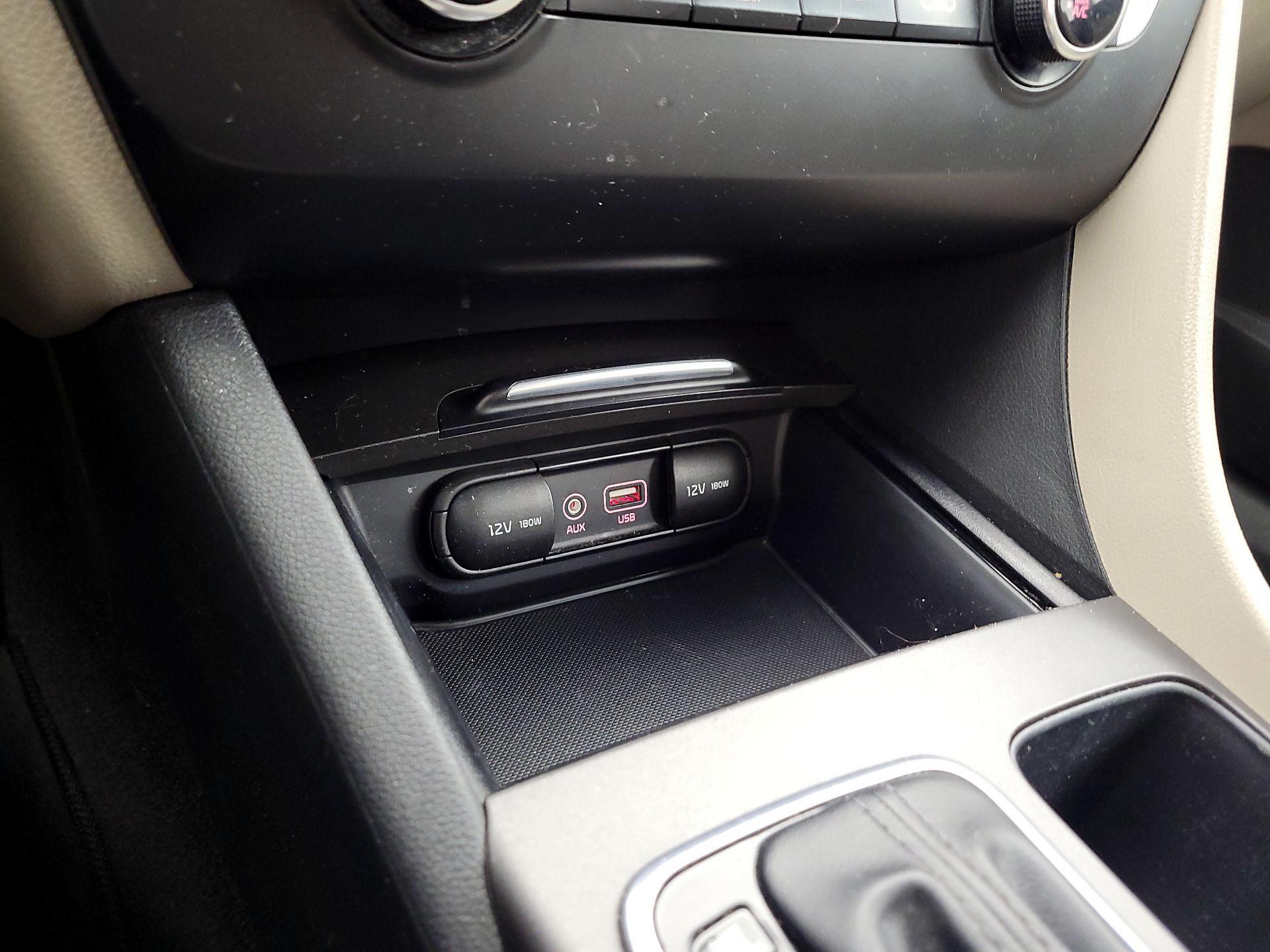 Thumbnail: 2017 Kia Optima - 18