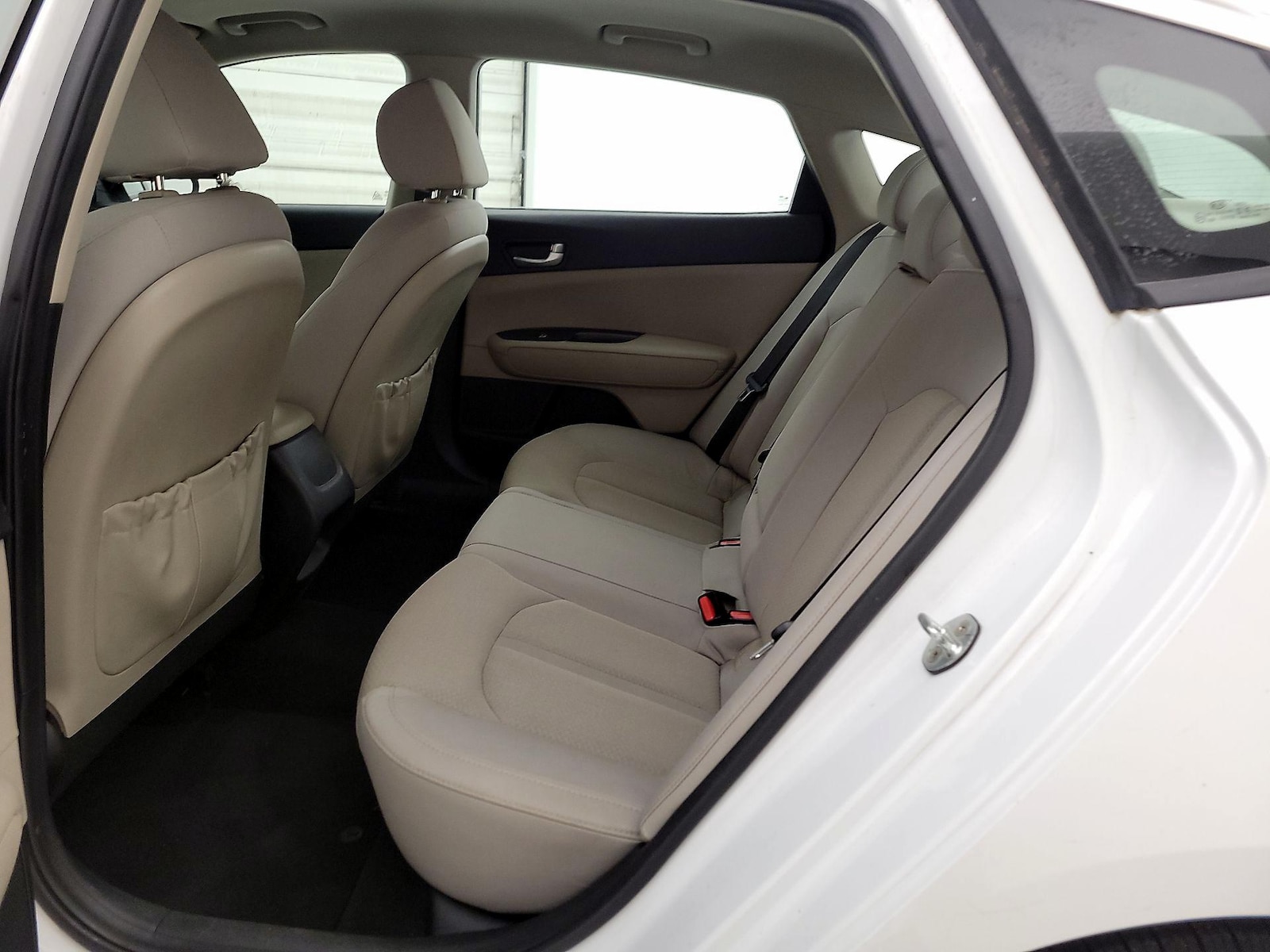 2017 Kia Optima LX - Photo 20