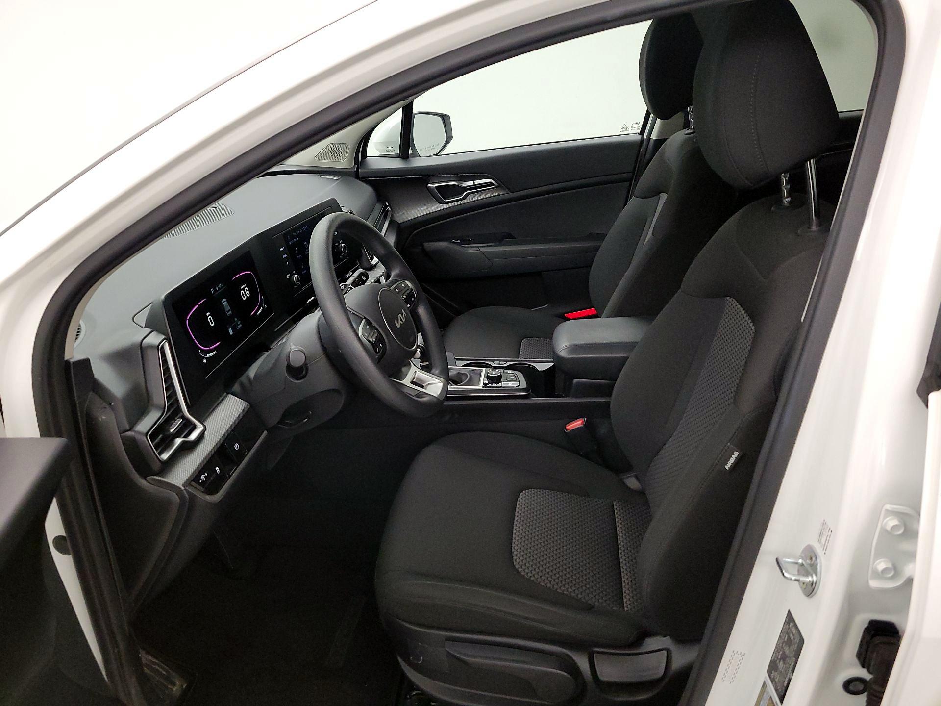 Thumbnail: 2023 Kia Sportage - 11