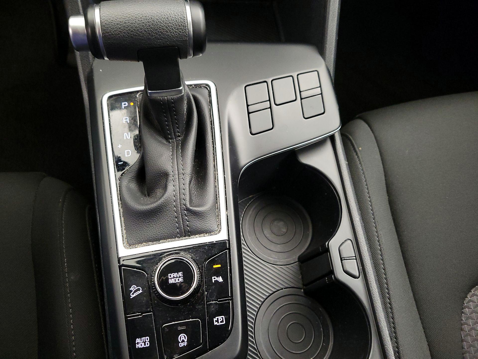 Thumbnail: 2023 Kia Sportage - 17